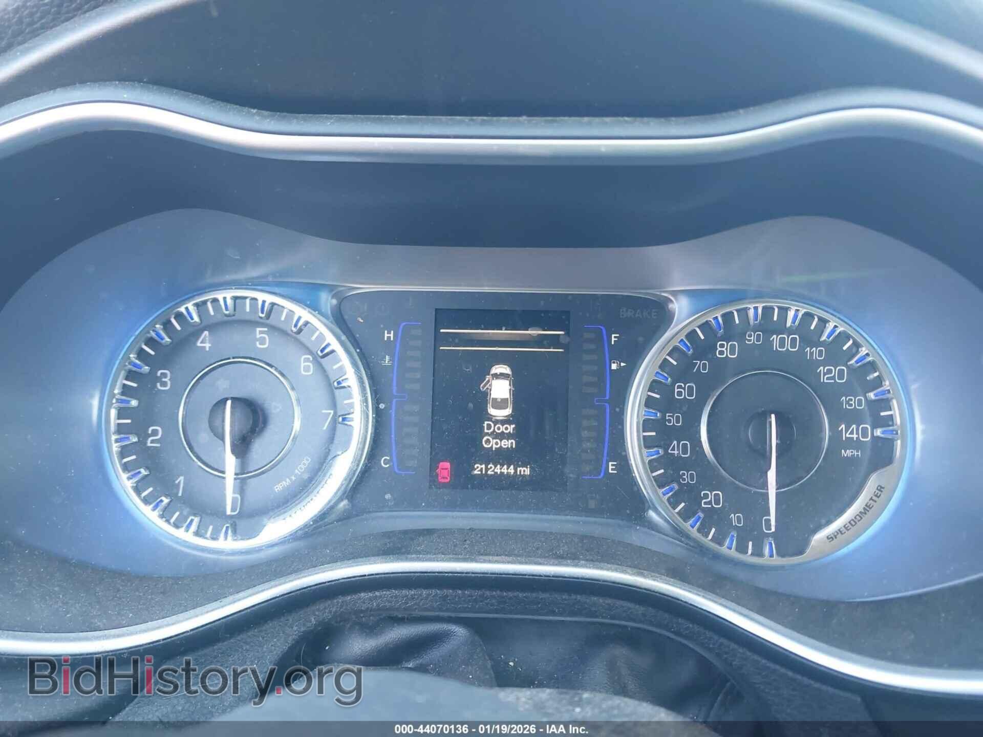 2015 CHRYSLER 200 - VIN: 1C3CCCAB0FN691021 - Фото 7