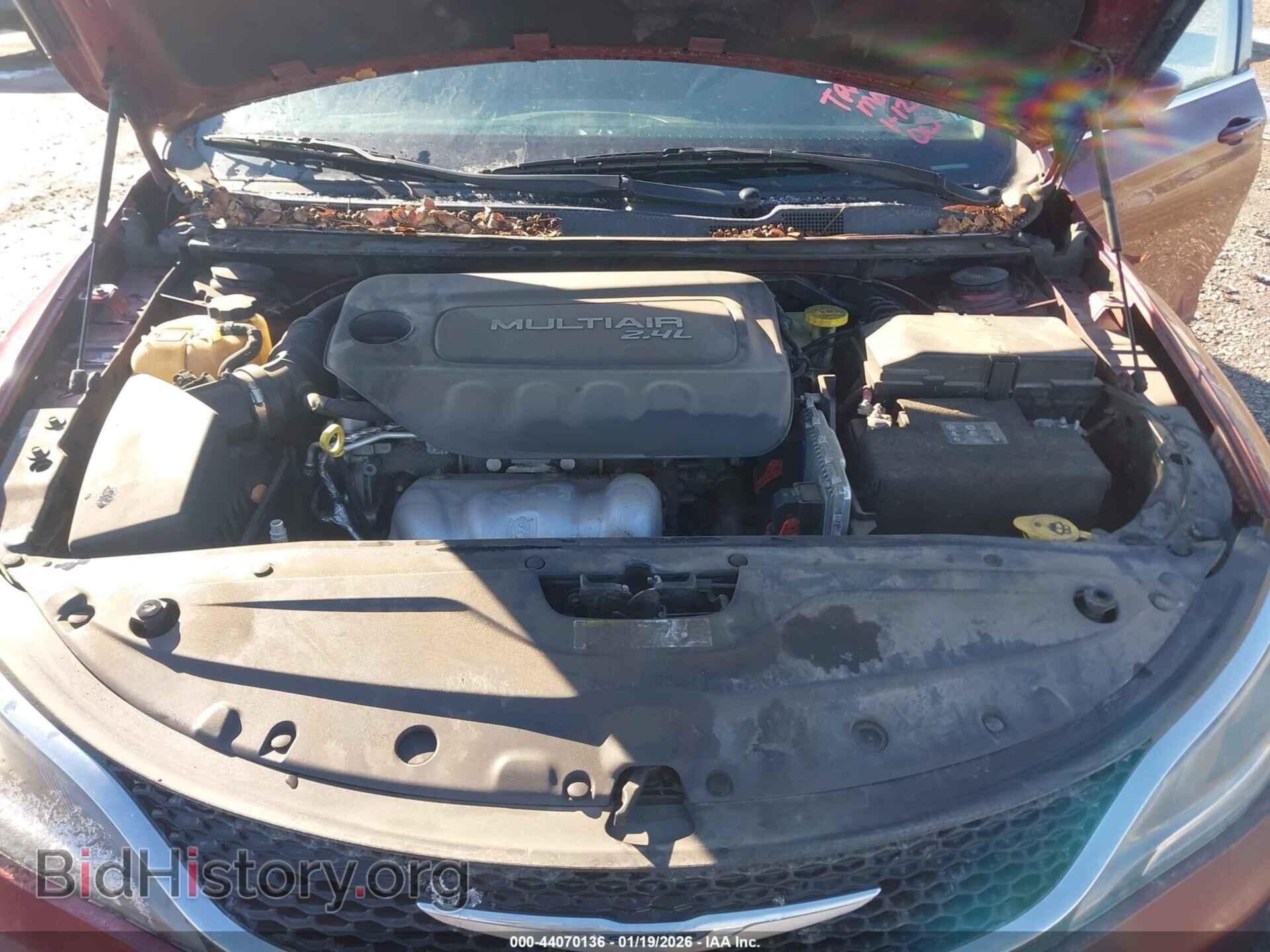 2015 CHRYSLER 200 - VIN: 1C3CCCAB0FN691021 - Фото 10