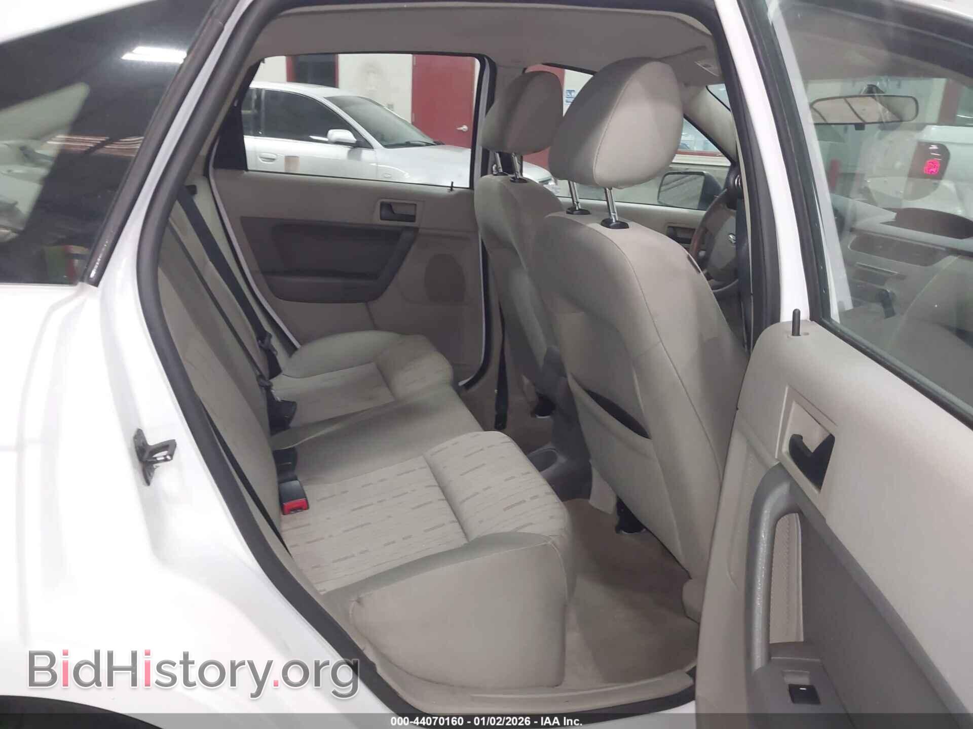 2008 FORD FOCUS - VIN: 1FAHP35N68W215465 - Фото 8