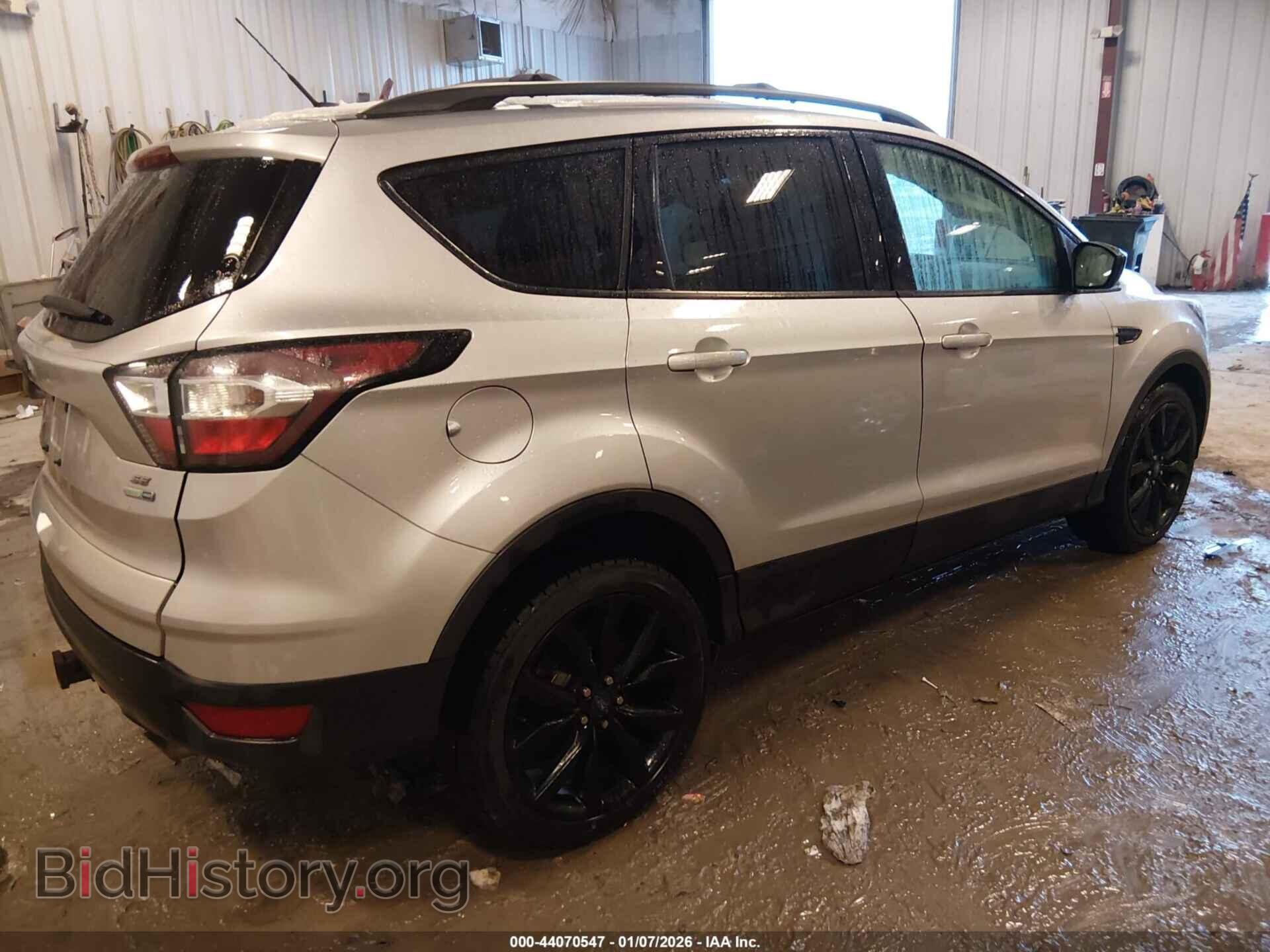 2017 FORD ESCAPE - VIN: 1FMCU9G90HUE57496 - Фото 4