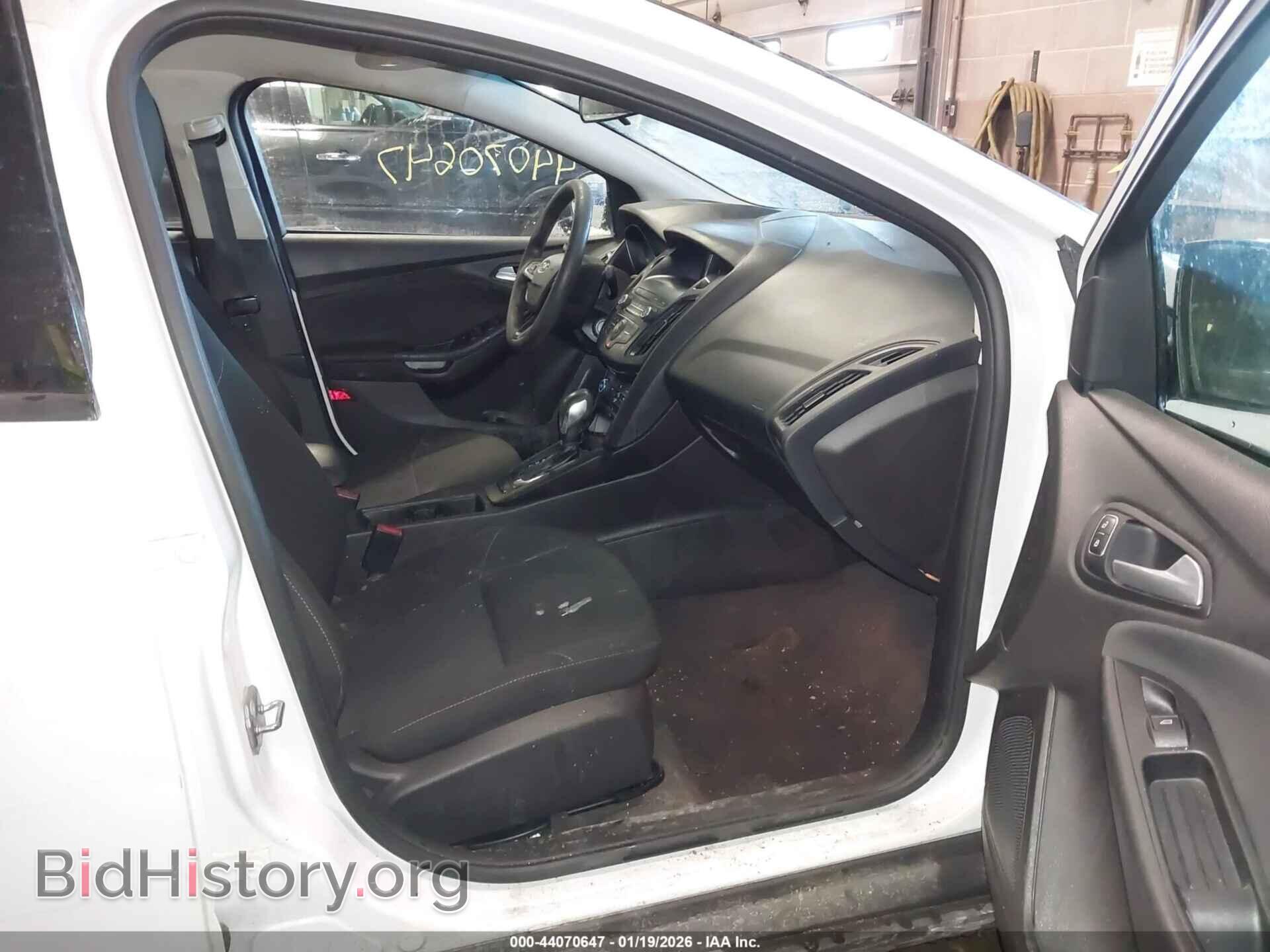 2018 FORD FOCUS - VIN: 1FADP3F25JL262349 - Фото 5