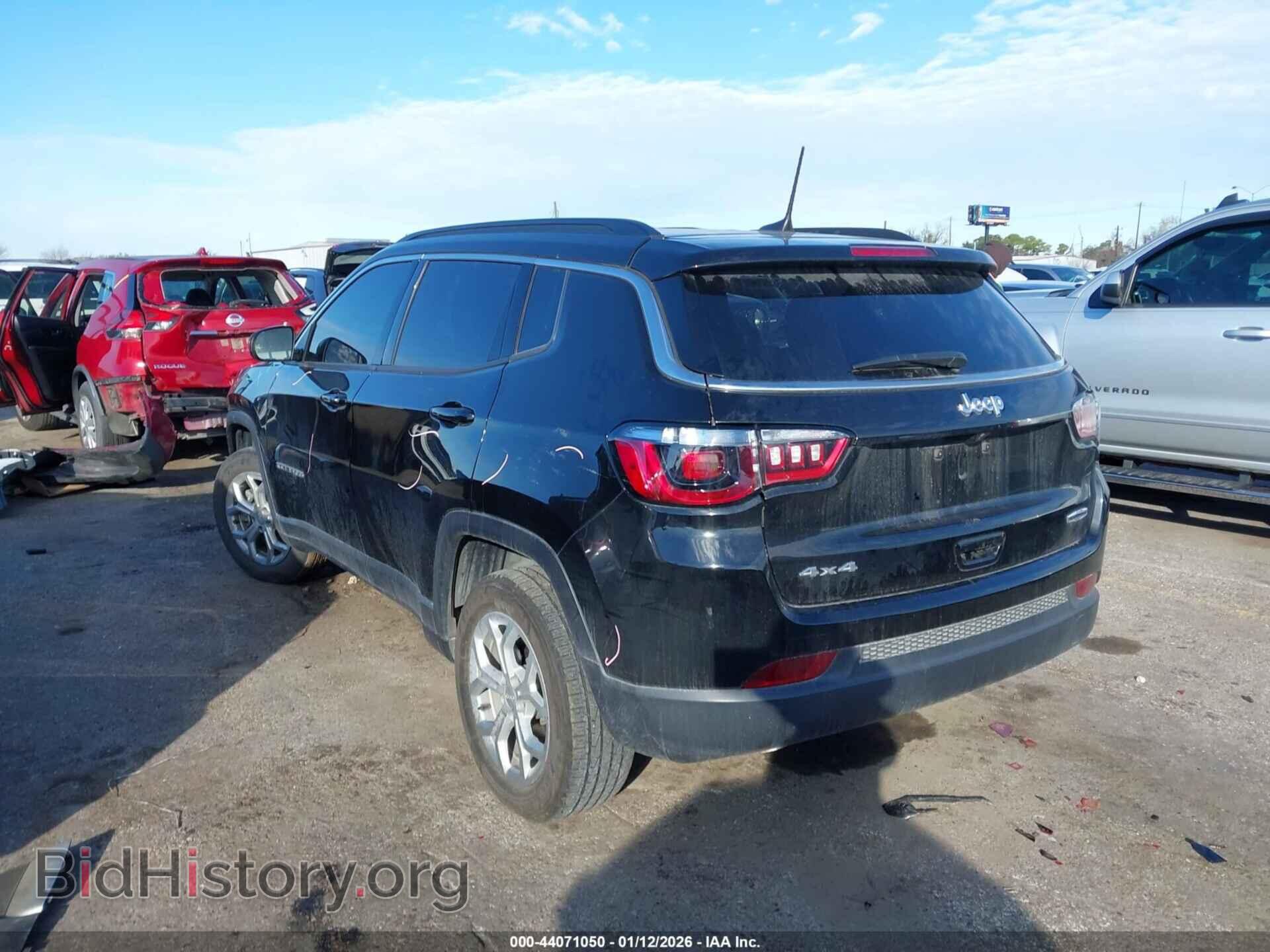 2024 JEEP COMPASS - VIN: 3C4NJDBN9RT113089 - Фото 3