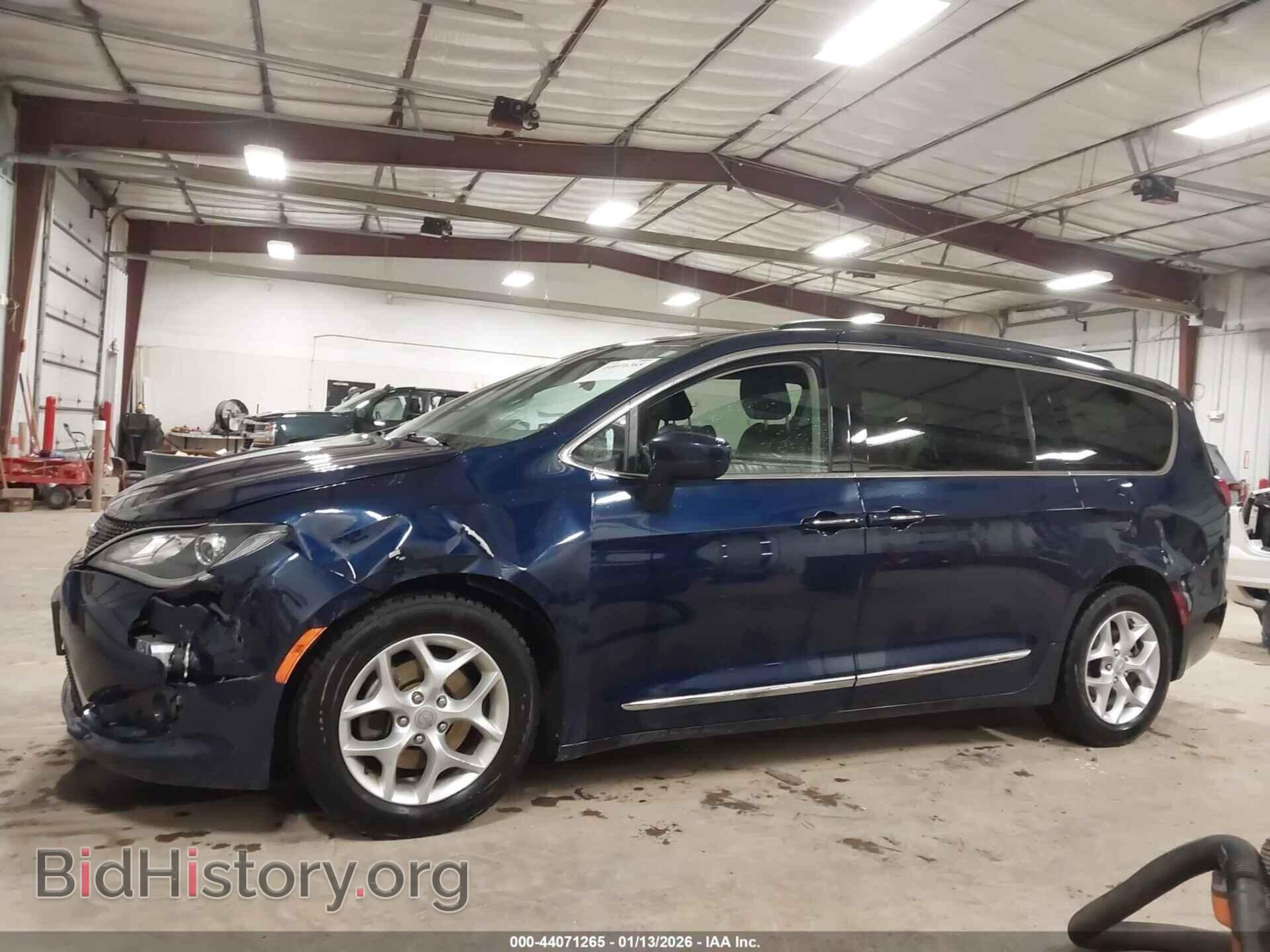 2017 CHRYSLER PACIFICA - VIN: 2C4RC1BGXHR756726 - Фото 14