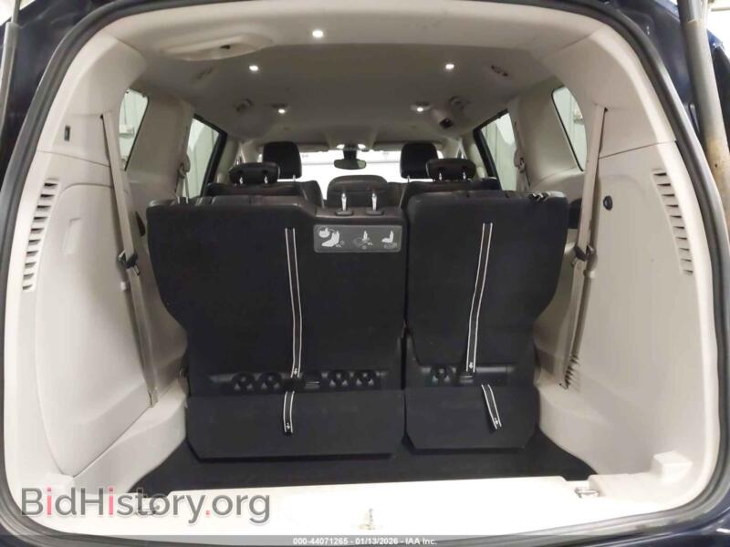 2017 Chrysler PACIFICA (VIN 2C4RC1BGXHR756726) — фото 17 из 19