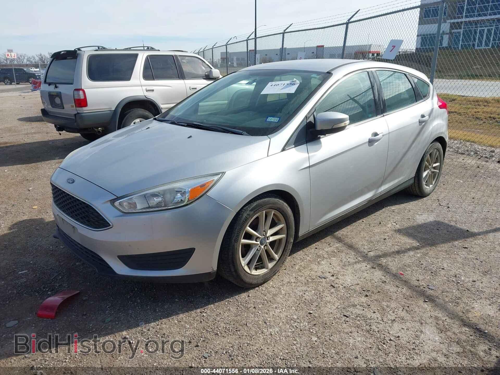 2017 FORD FOCUS - VIN: 1FADP3K22HL303360 - Фото 2