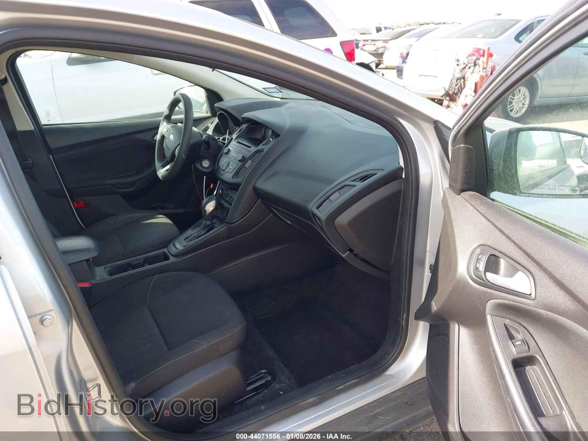 2017 FORD FOCUS - VIN: 1FADP3K22HL303360 - Фото 5