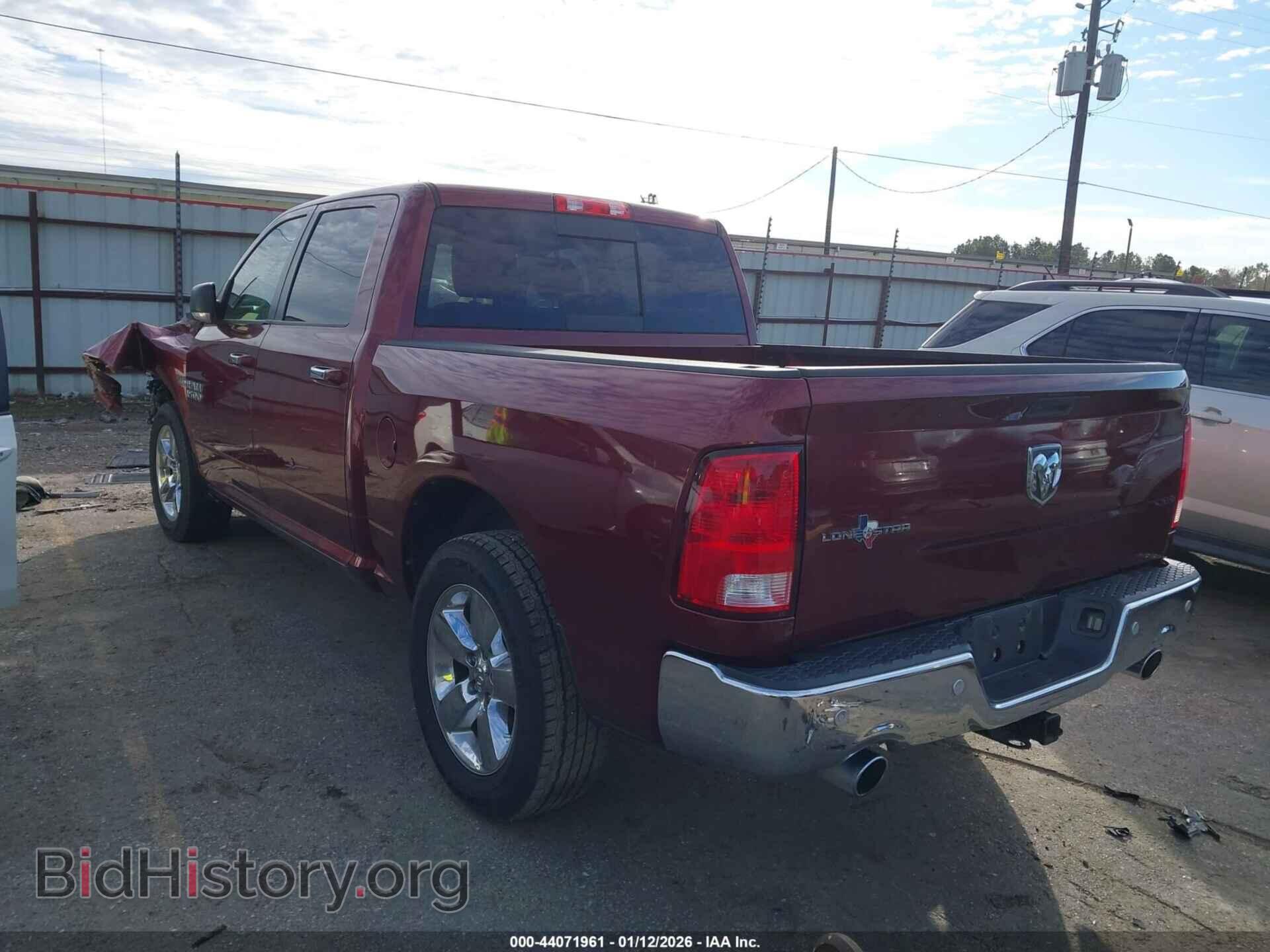 2016 RAM 1500 - VIN: 3C6RR6LT1GG382980 - Фото 3