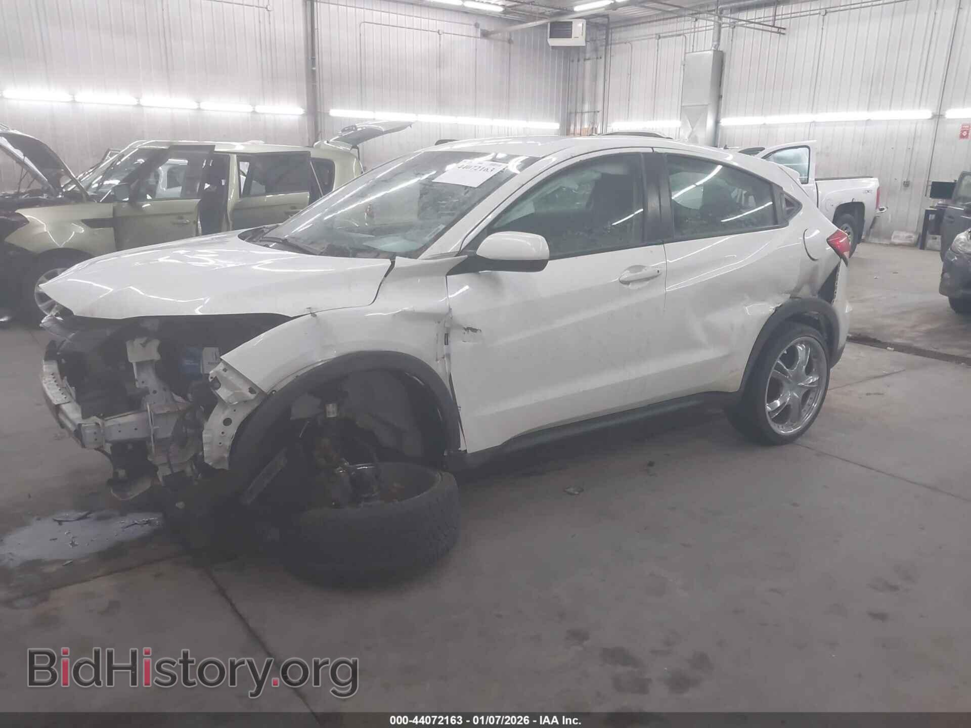 2017 HONDA HR-V - VIN: 3CZRU6H35HM707319 - Фото 2