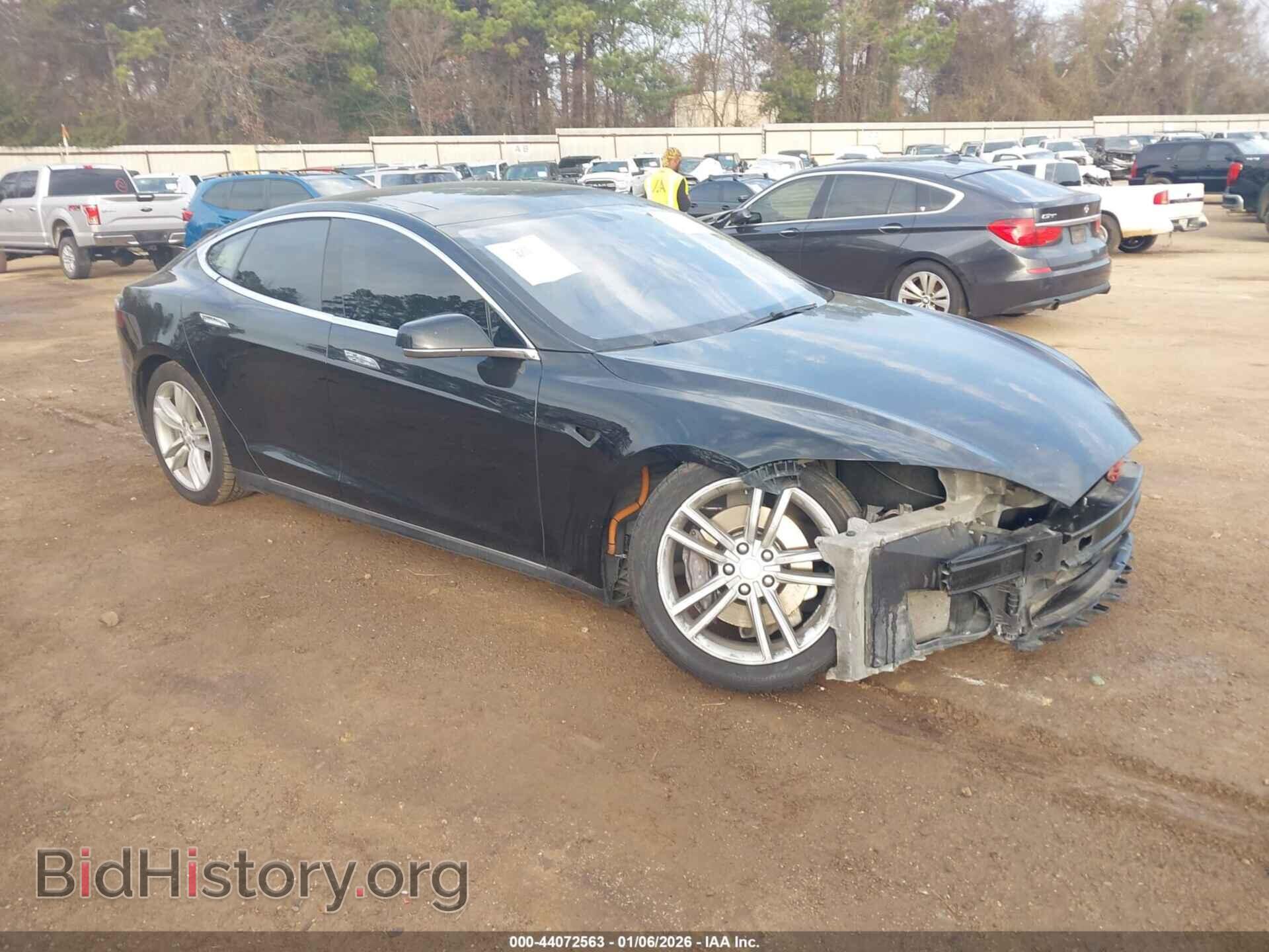 Фотография 5YJSA1H17EFP36600 - TESLA MODEL S 2014