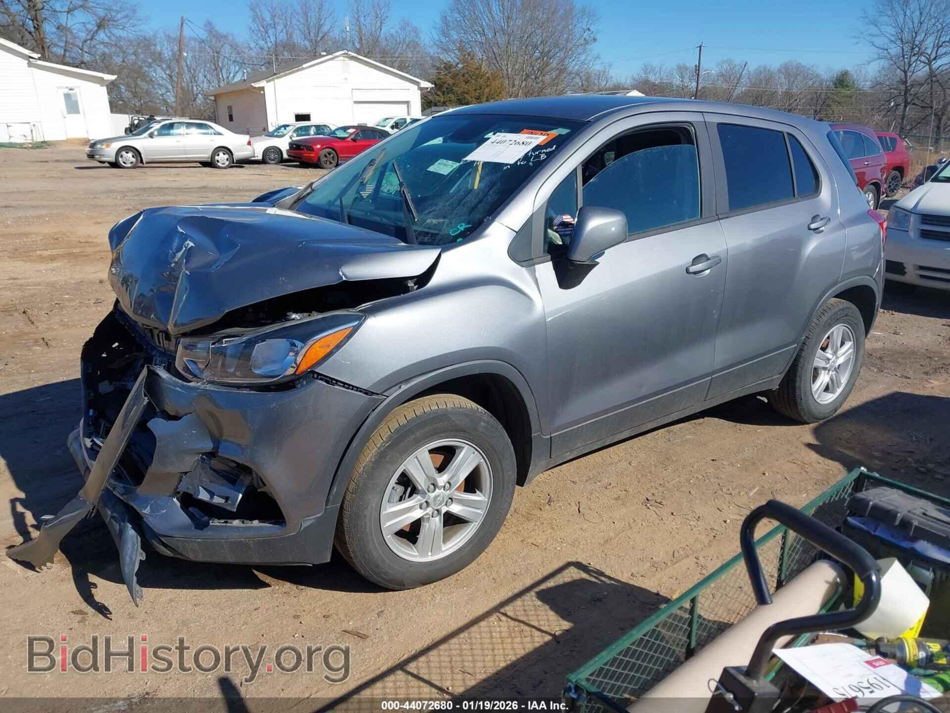 2020 CHEVROLET TRAX - VIN: 3GNCJNSB8LL319036 - Фото 2