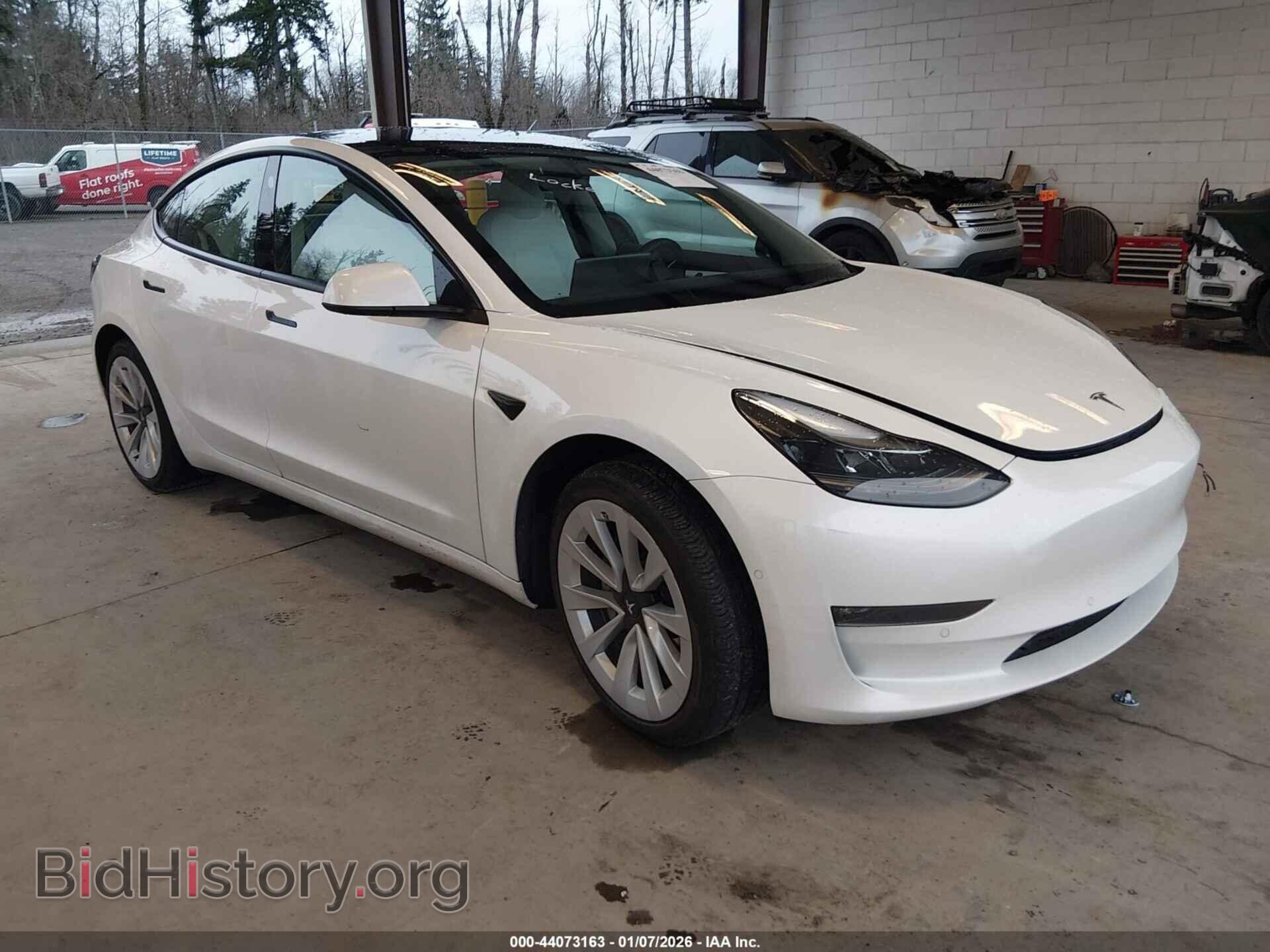 Photo 5YJ3E1EB0NF255318 - TESLA MODEL 3 2022