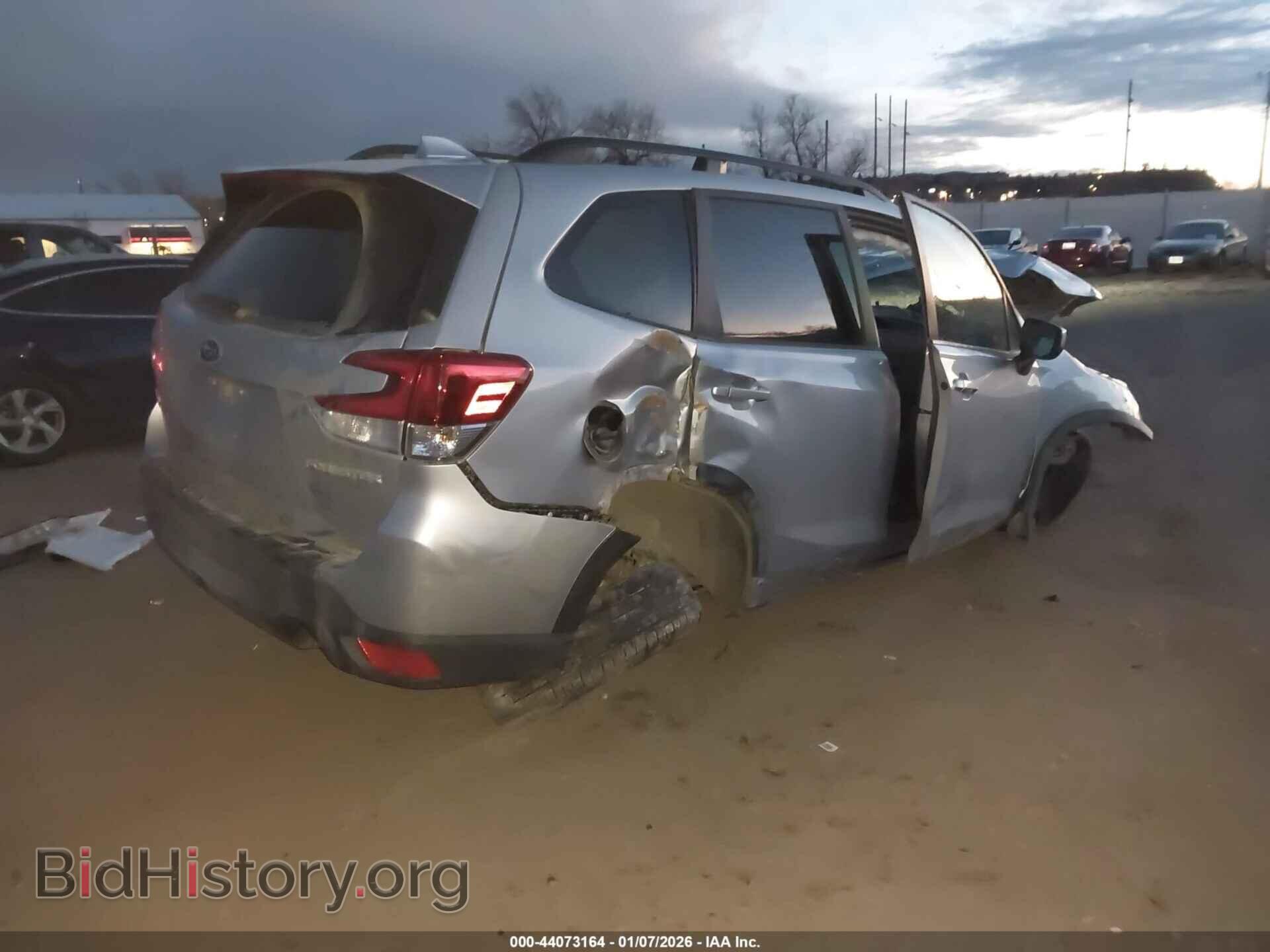 2019 SUBARU FORESTER - VIN: JF2SKAGC7KH472310 - Фото 4