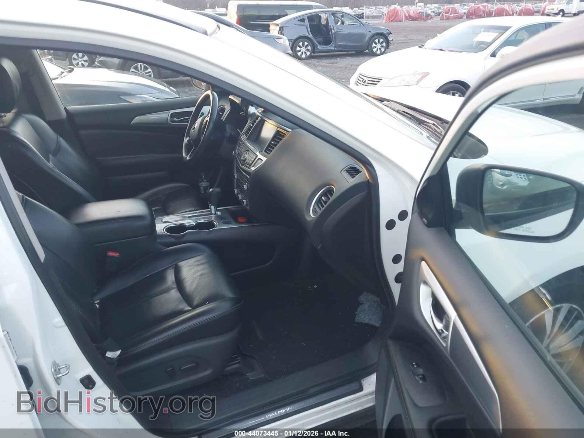 2018 NISSAN PATHFINDER - VIN: 5N1DR2MN7JC608926 - Фото 5