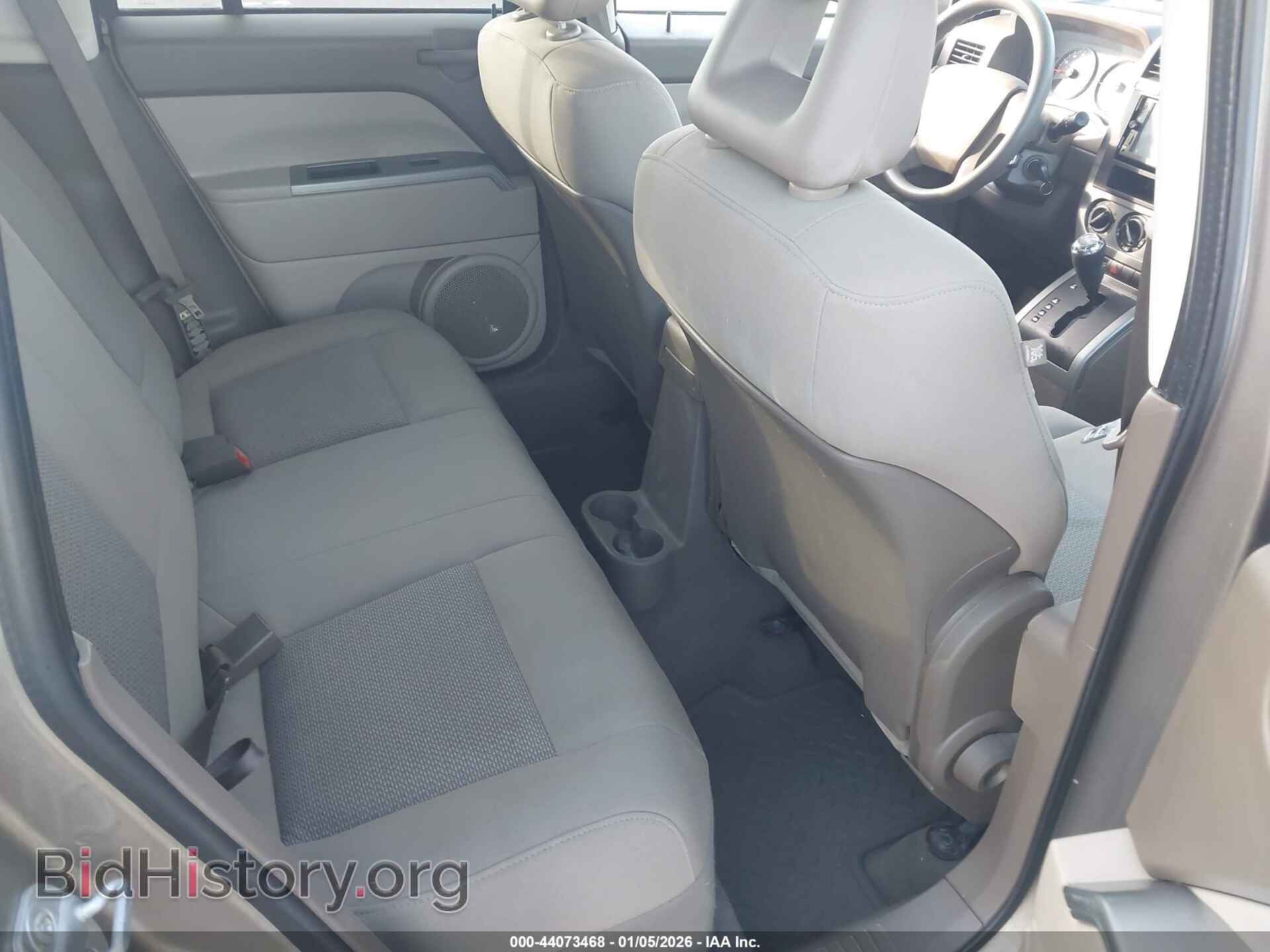 2007 JEEP COMPASS - VIN: 1J8FT47W17D358500 - Фото 8