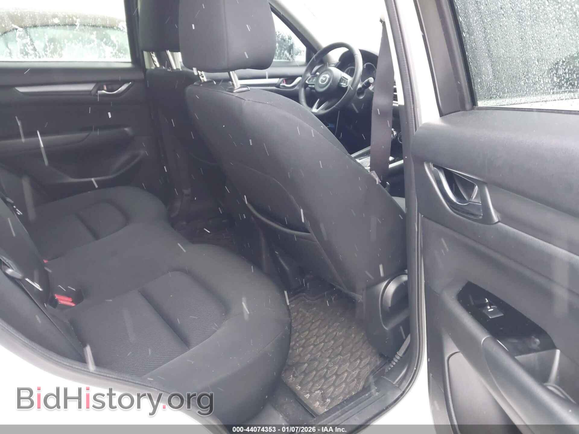 2018 MAZDA CX-5 - VIN: JM3KFBBM1J0306541 - Фото 8