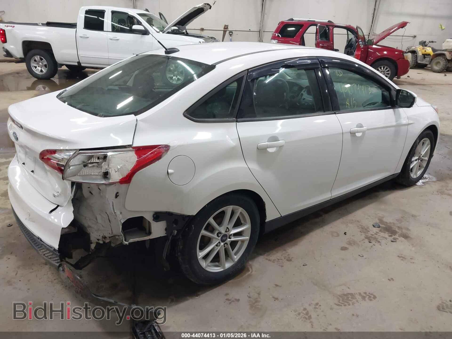 2015 FORD FOCUS - VIN: 1FADP3F2XFL346674 - Photo 4