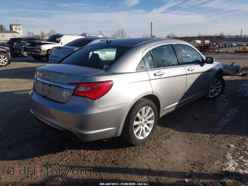 2013 Chrysler 200 (VIN 1C3CCBBB9DN580053) — фото 4 из 19