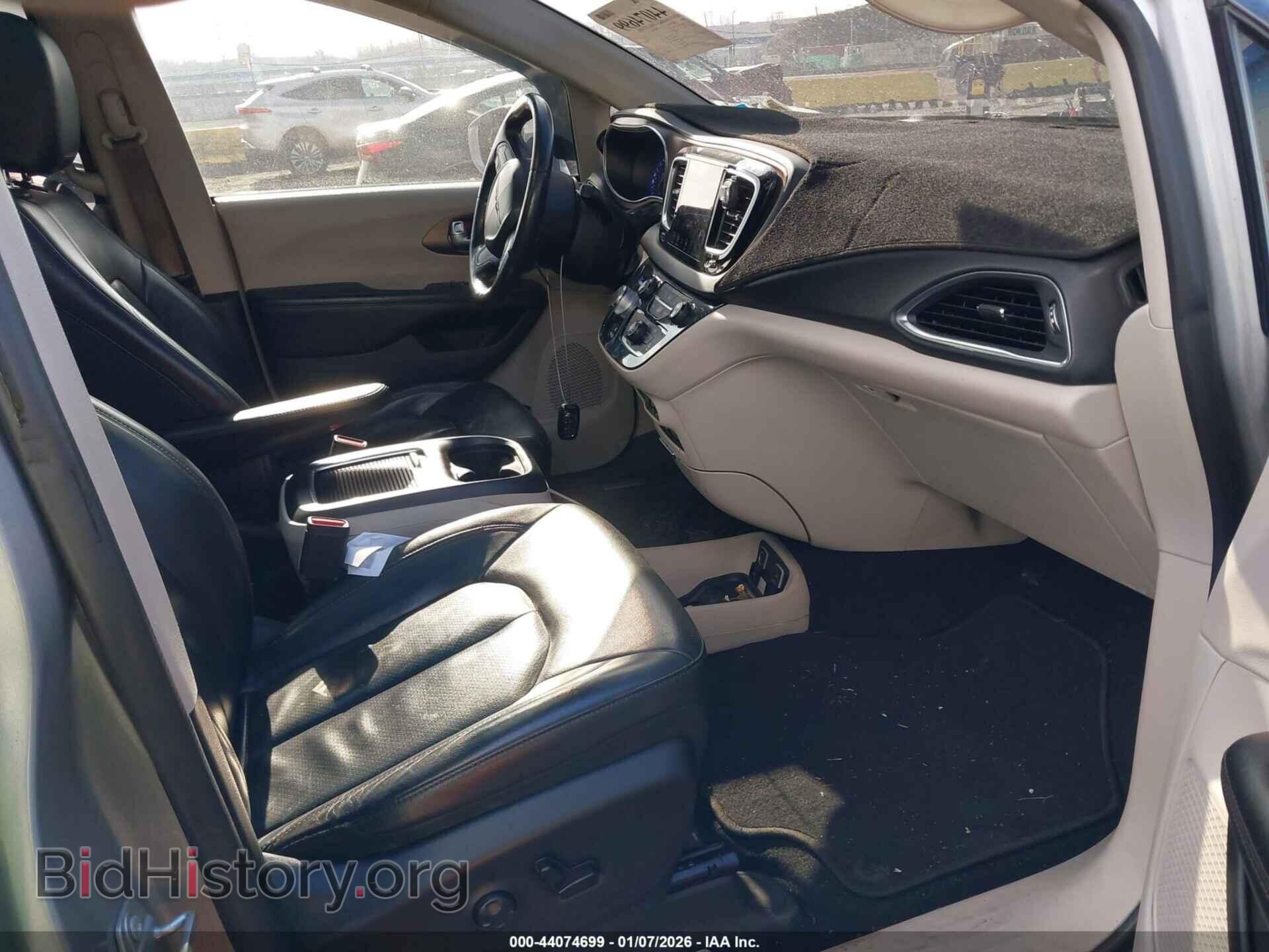 2019 CHRYSLER PACIFICA - VIN: 2C4RC1EG2KR603955 - Photo 5