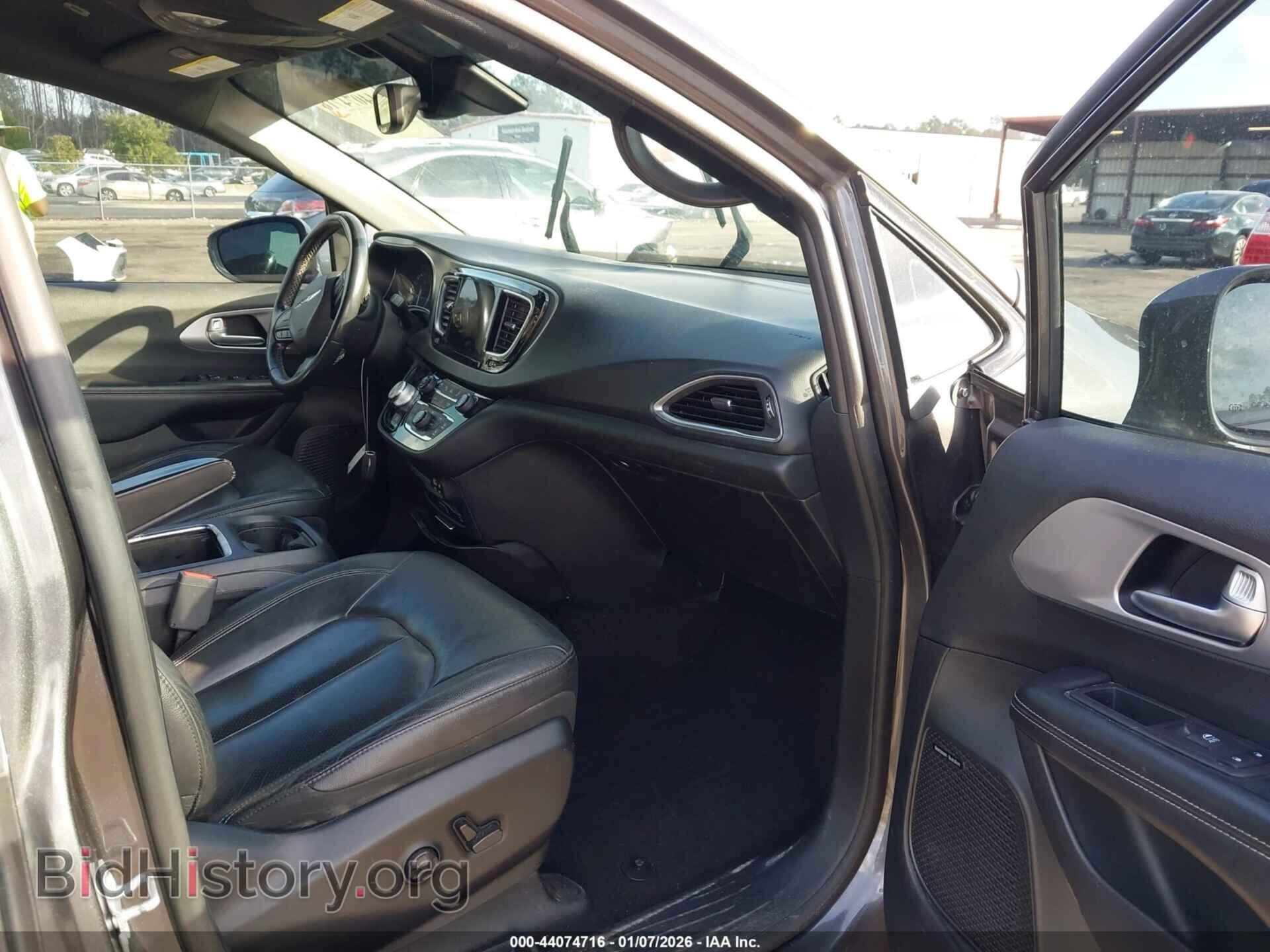 2019 CHRYSLER PACIFICA - VIN: 2C4RC1EG4KR507888 - Photo 5