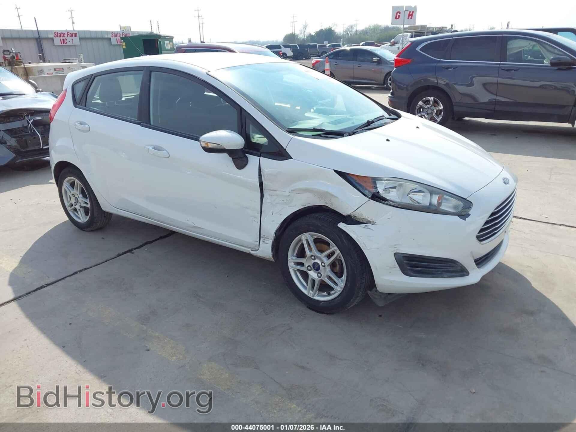 Photo 3FADP4EJ5JM106177 - FORD FIESTA 2018