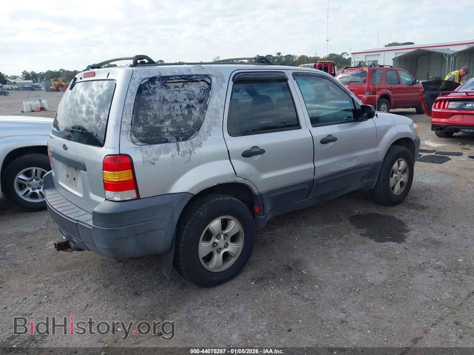 2005 FORD ESCAPE - VIN: 1FMYU93165KA09809 - Фото 4