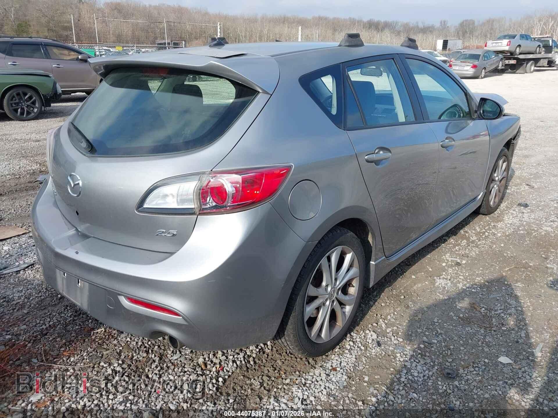 2011 MAZDA MAZDA3 - VIN: JM1BL1K50B1478608 - Фото 4