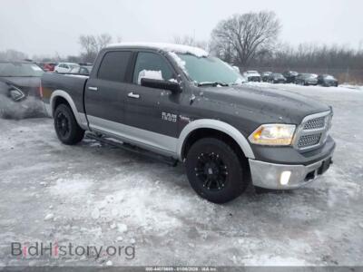 2018 RAM 1500 Laramie 4X4 5'7 Box, серый — VIN 1C6RR7NTXJS146105, IAAI
