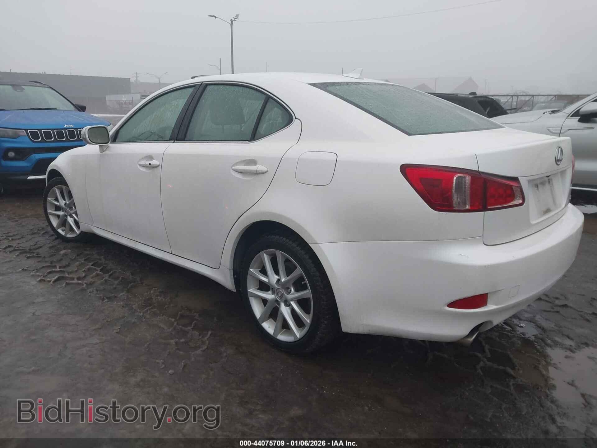 2012 LEXUS IS 250 - VIN: JTHCF5C2XC2035545 - Photo 3