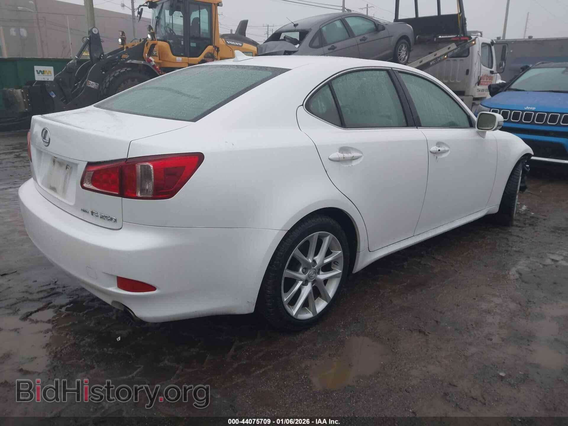 2012 LEXUS IS 250 - VIN: JTHCF5C2XC2035545 - Photo 4