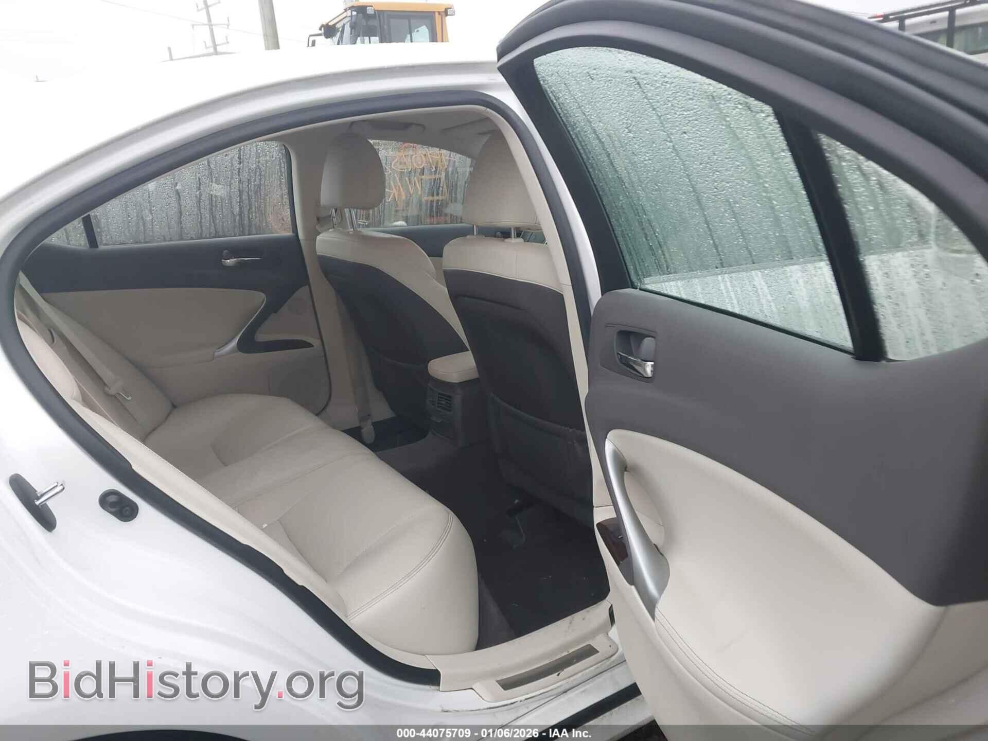 2012 LEXUS IS 250 - VIN: JTHCF5C2XC2035545 - Photo 8