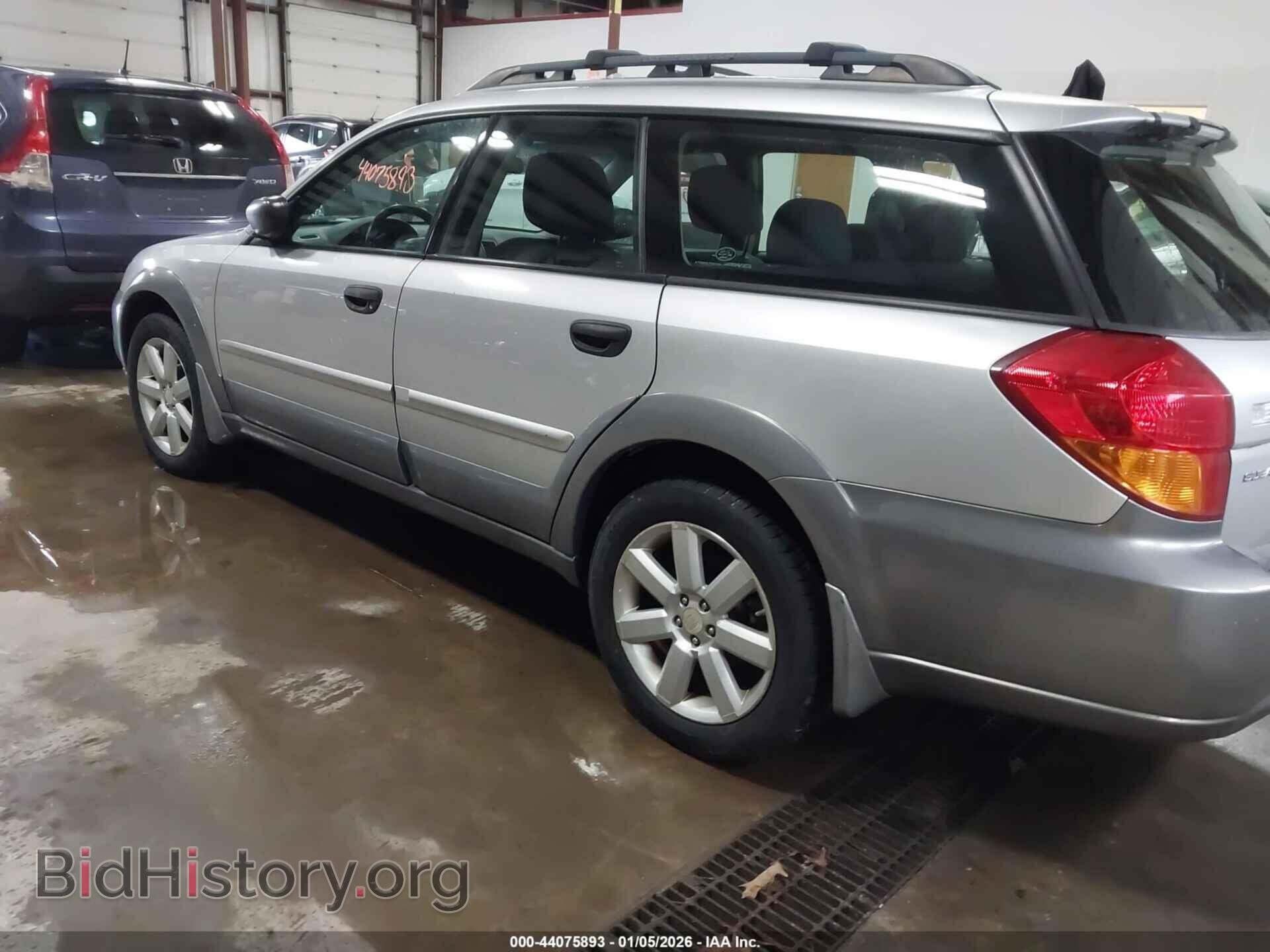 2007 SUBARU OUTBACK - VIN: 4S4BP61C377334066 - Фото 3