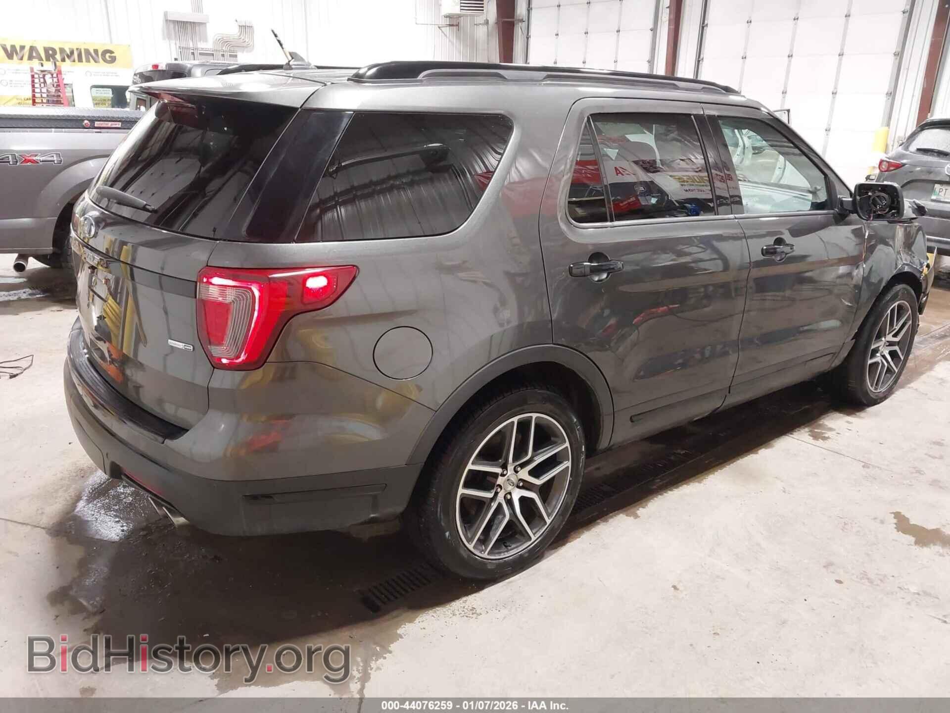 2018 FORD EXPLORER - VIN: 1FM5K8GT5JGB37499 - Photo 4