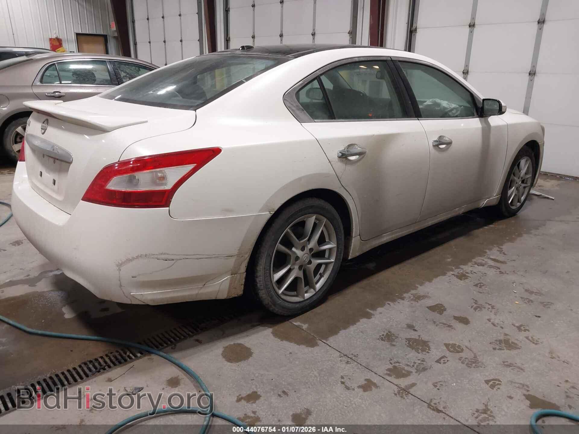 2011 NISSAN MAXIMA - VIN: 1N4AA5AP6BC856484 - Photo 4