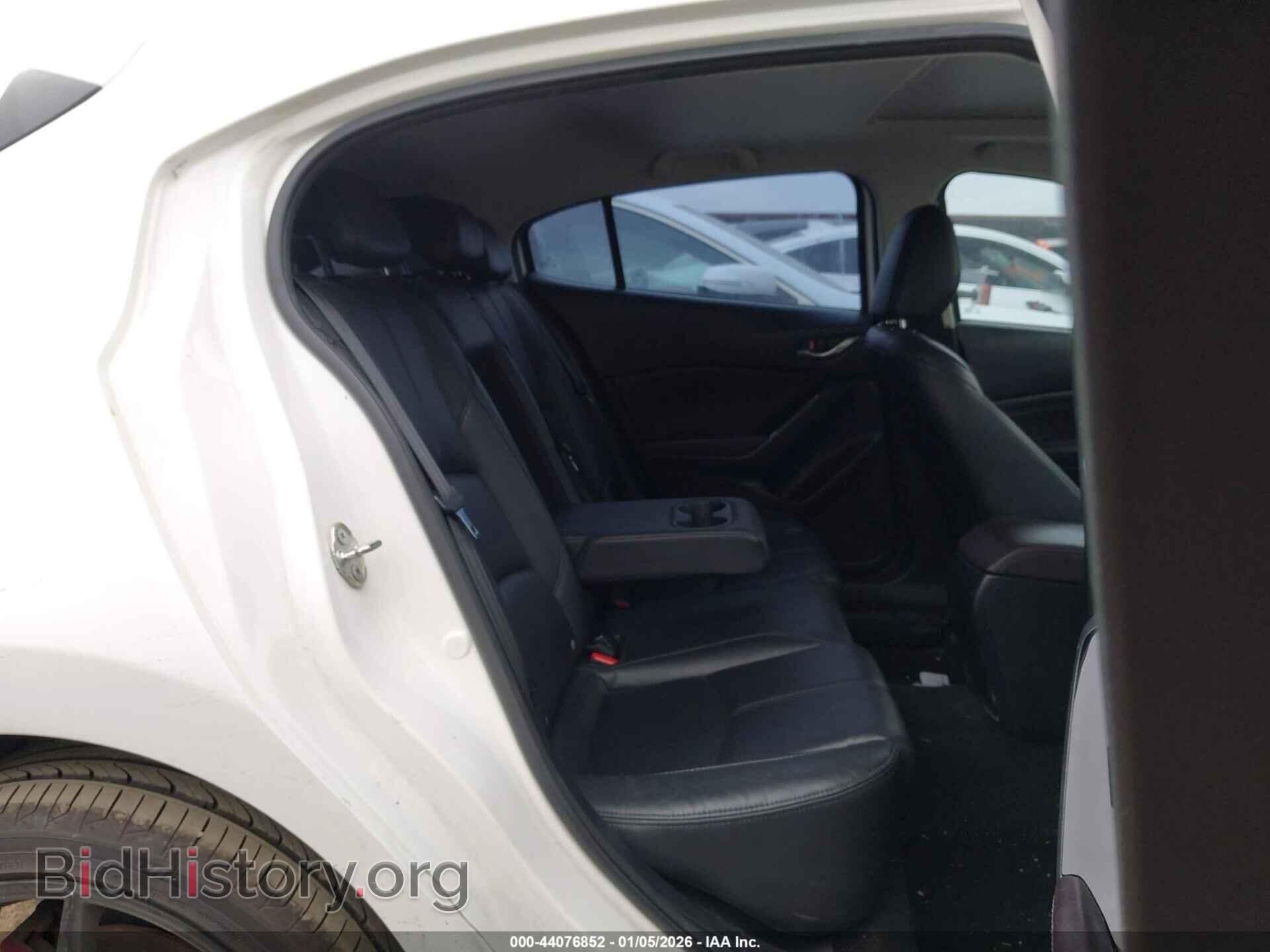 2018 MAZDA MAZDA3 - VIN: 3MZBN1L35JM190010 - Фото 8