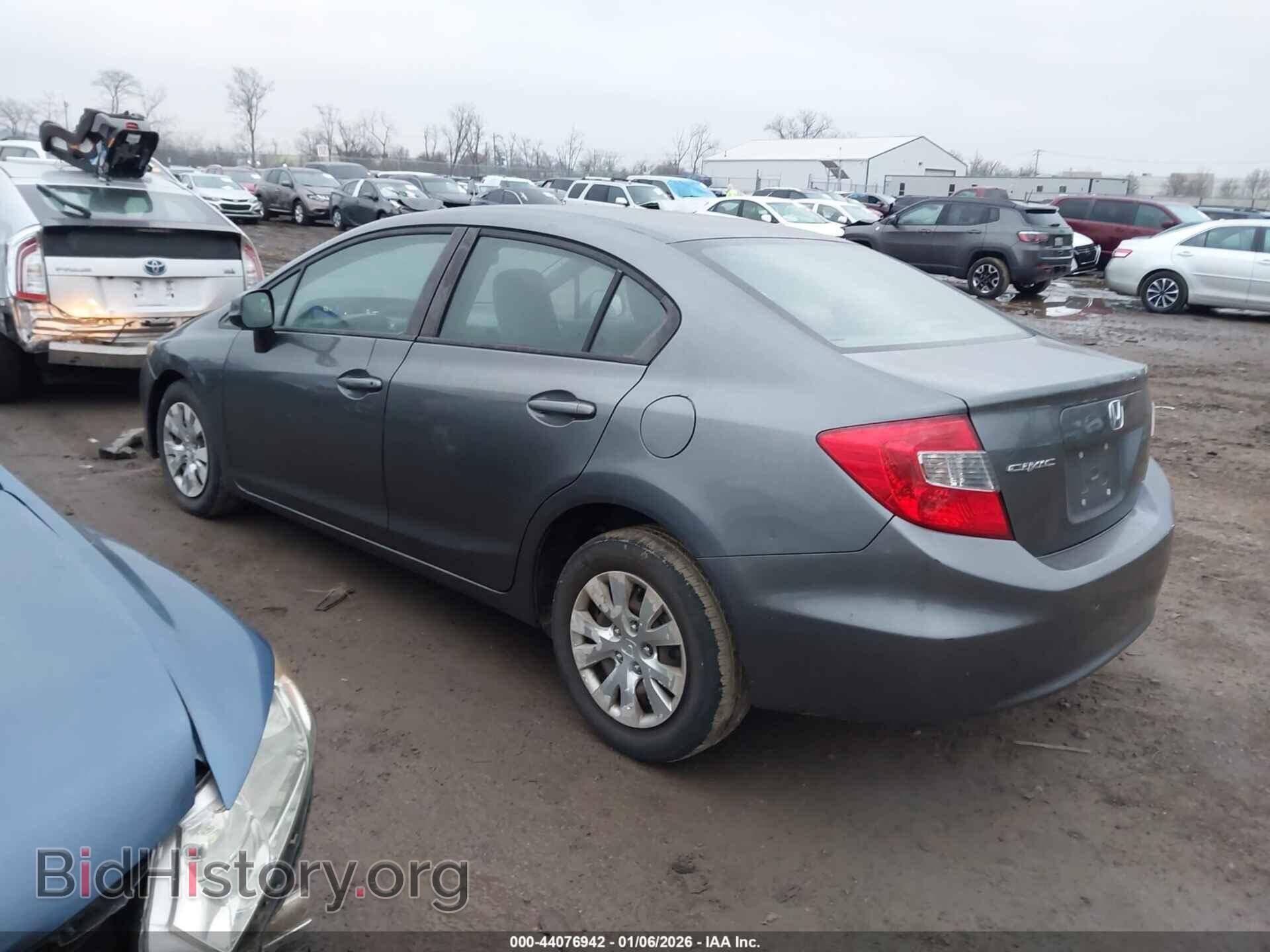 2012 HONDA CIVIC - VIN: 19XFB2F55CE105776 - Фото 3