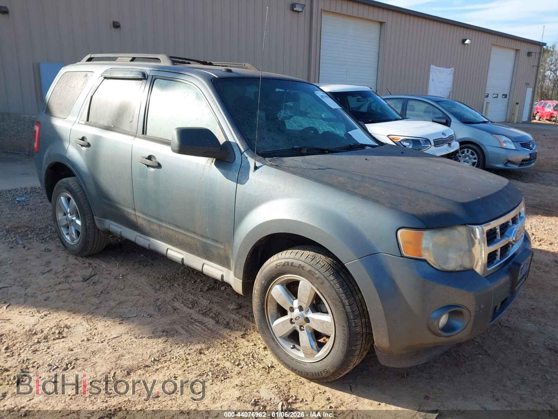Photo 1FMCU0D77AKC88948 - FORD ESCAPE 2010