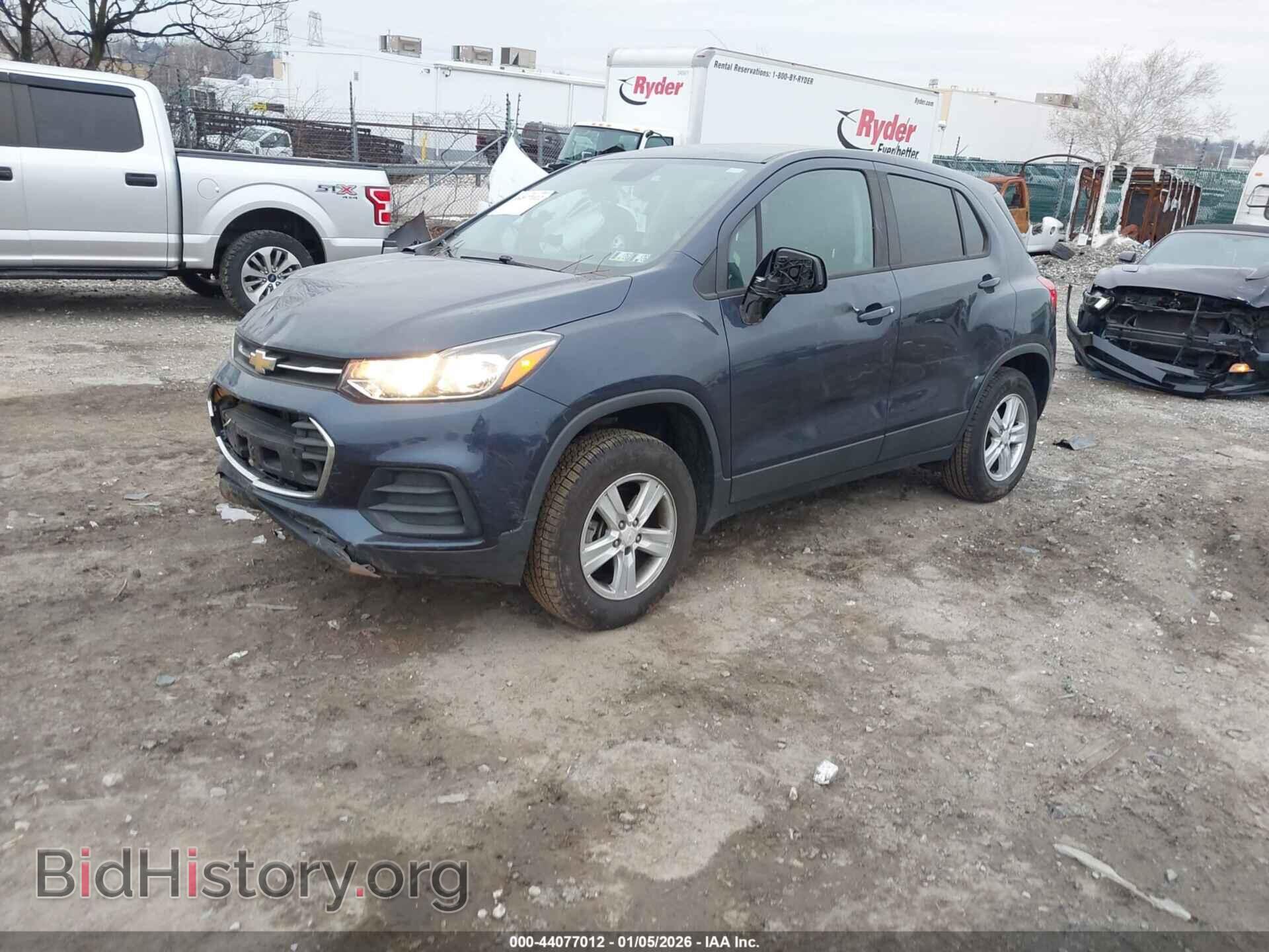 2019 CHEVROLET TRAX - VIN: 3GNCJNSB3KL271900 - Фото 2