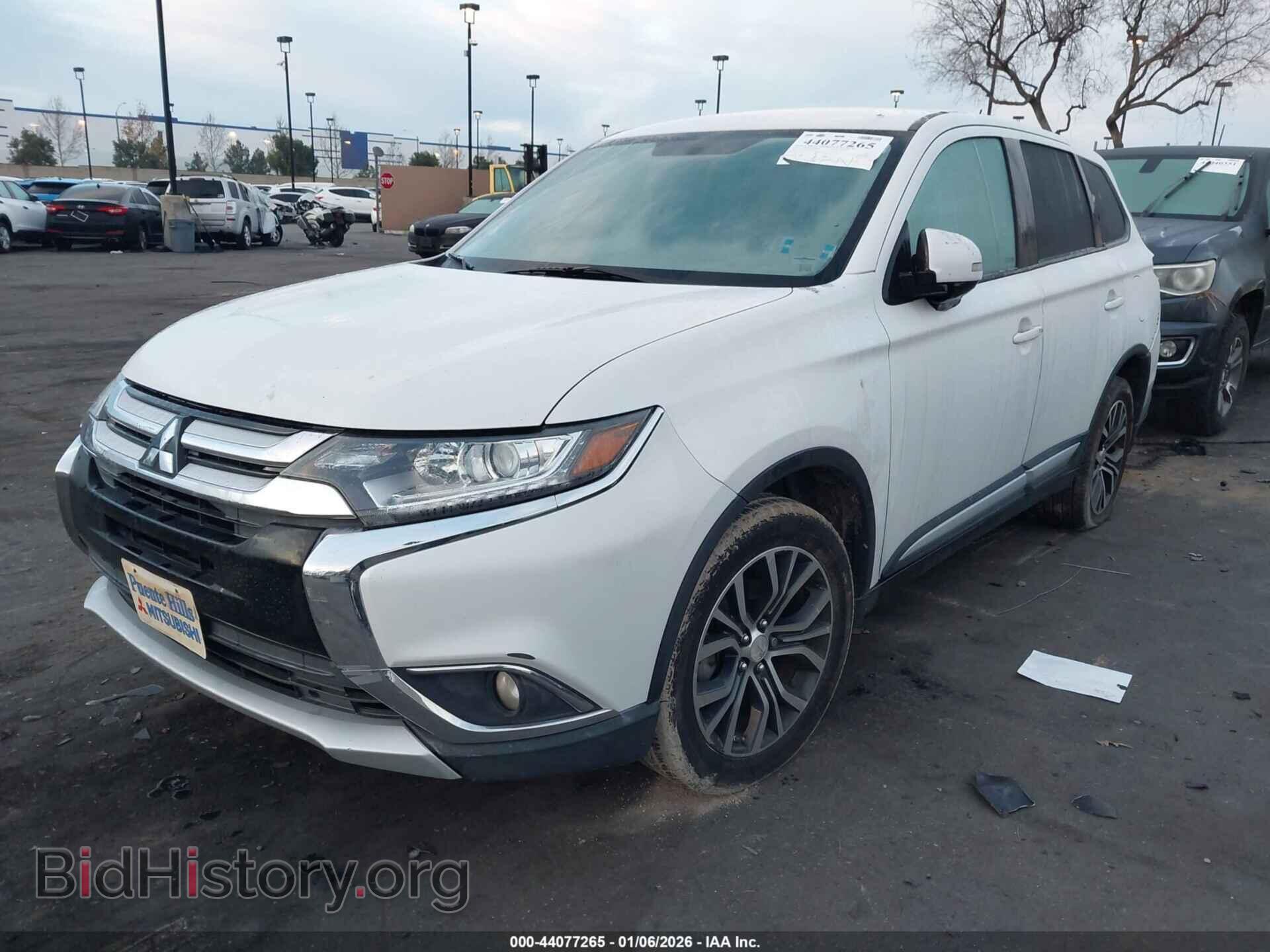 2016 MITSUBISHI OUTLANDER - VIN: JA4AD3A39GZ011114 - Фото 2