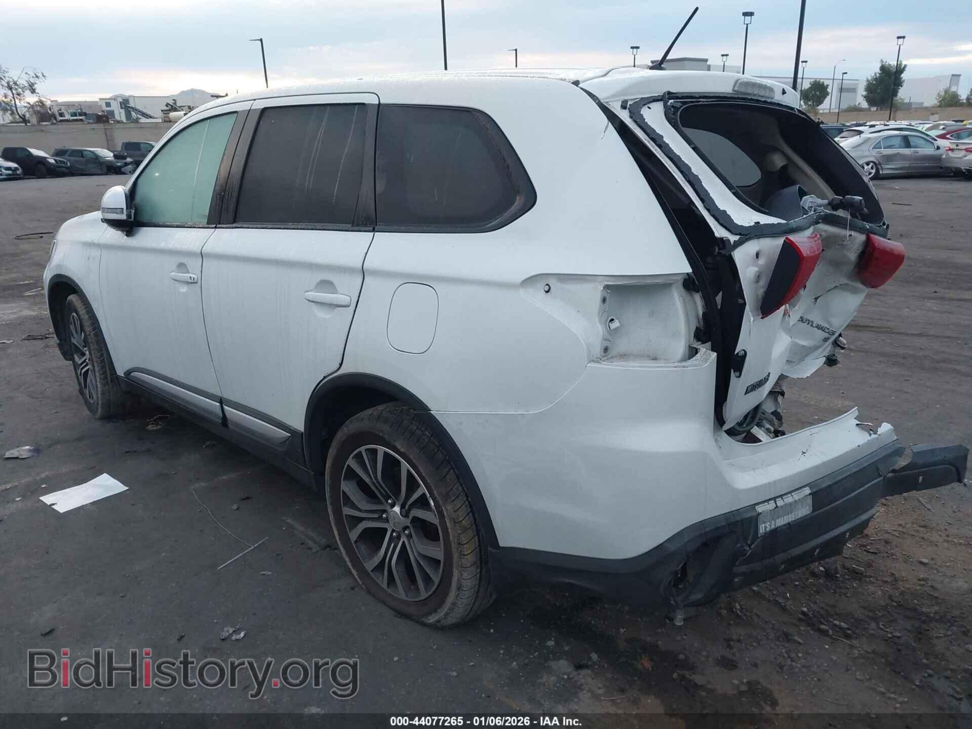 2016 MITSUBISHI OUTLANDER - VIN: JA4AD3A39GZ011114 - Фото 3