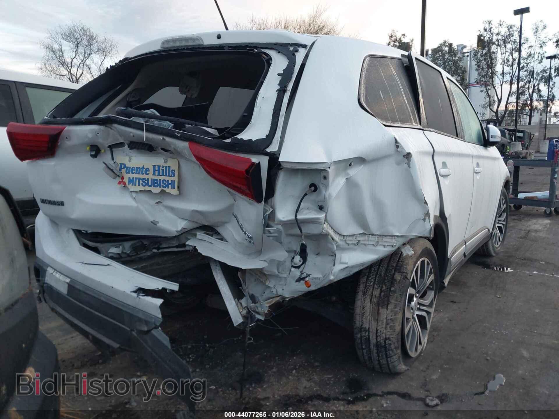 2016 MITSUBISHI OUTLANDER - VIN: JA4AD3A39GZ011114 - Фото 6