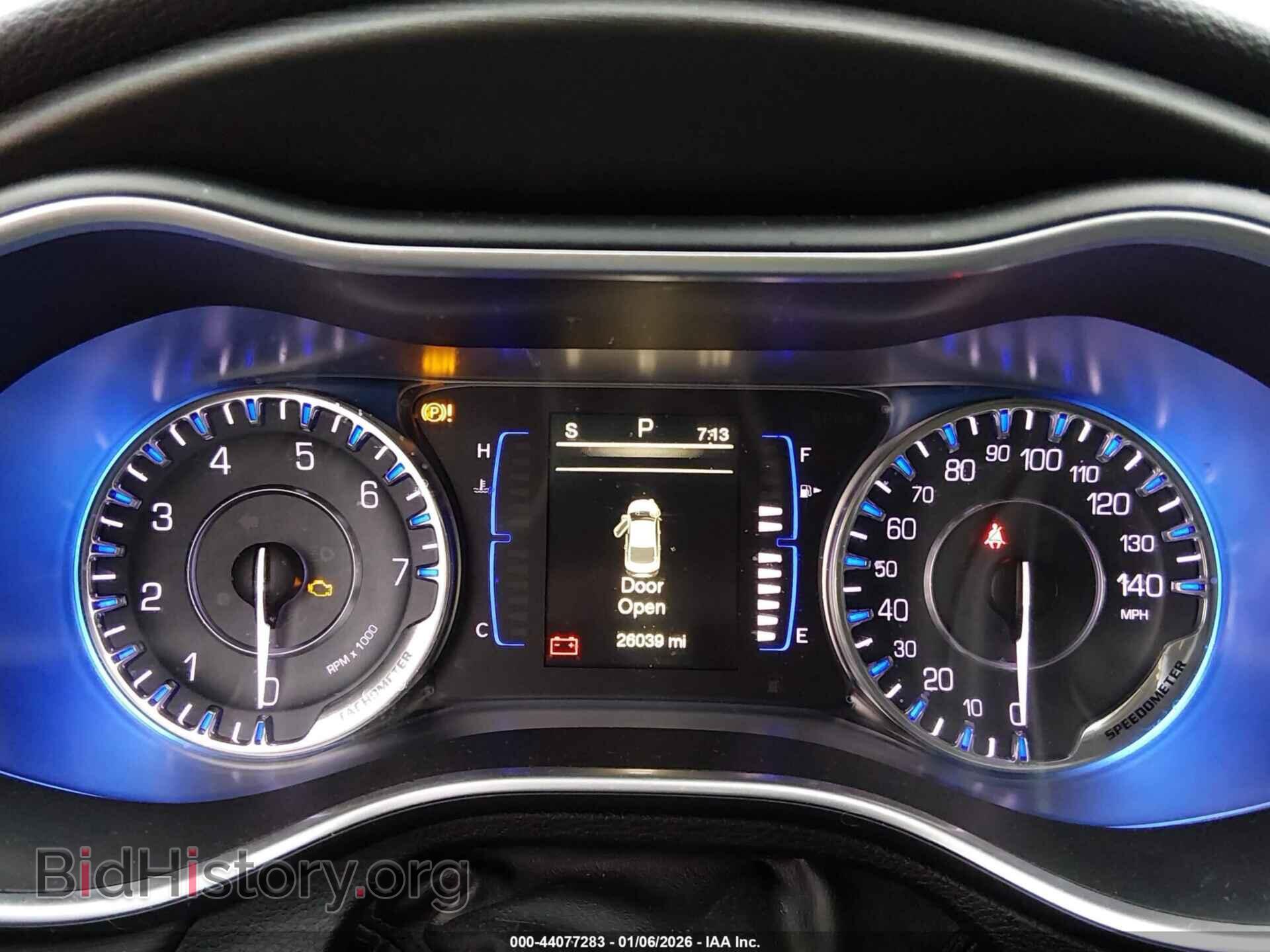 2016 CHRYSLER 200 - VIN: 1C3CCCAB8GN165298 - Фото 7