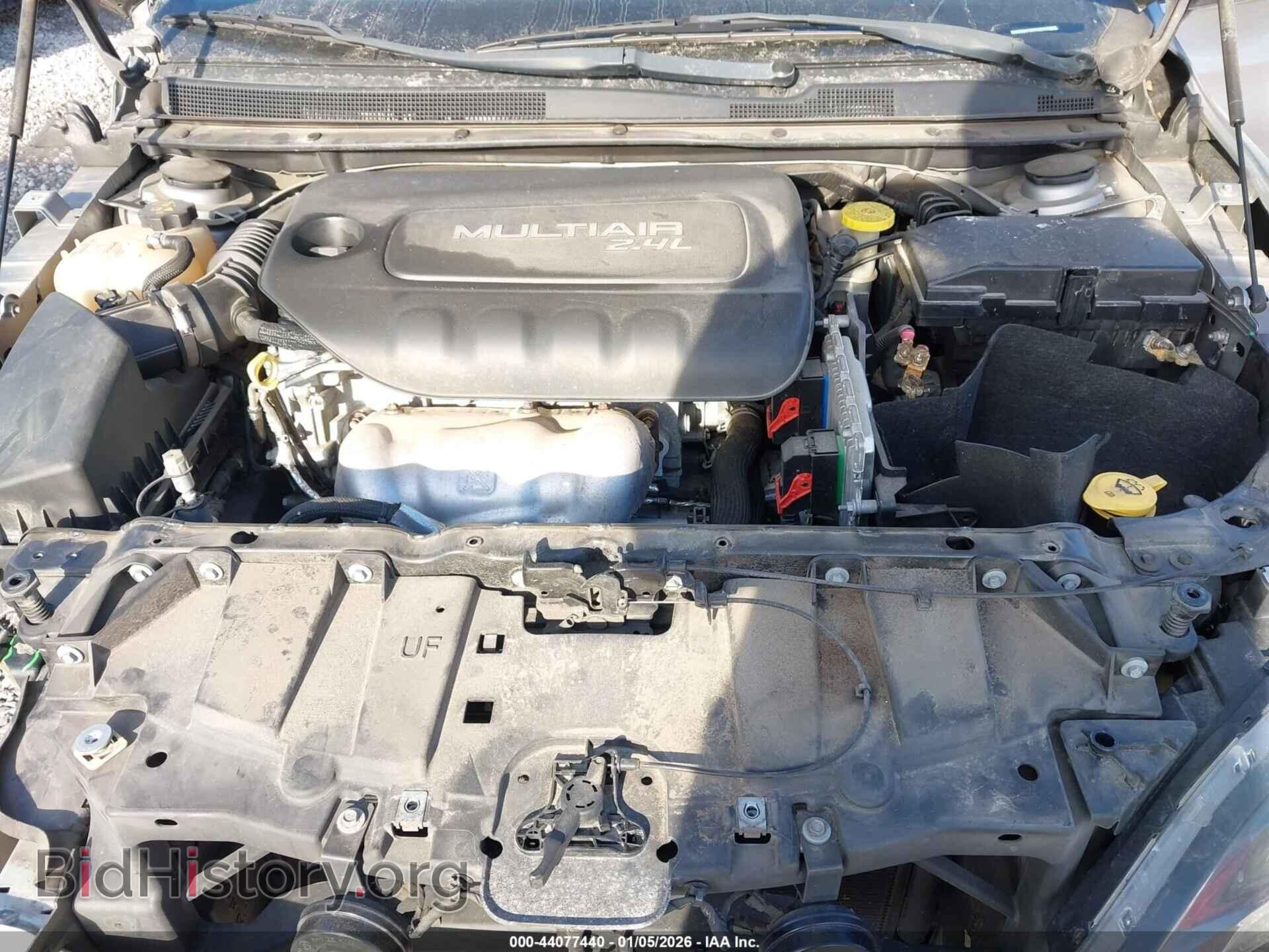2017 CHRYSLER 200 - VIN: 1C3CCCAB5HN512362 - Фото 10