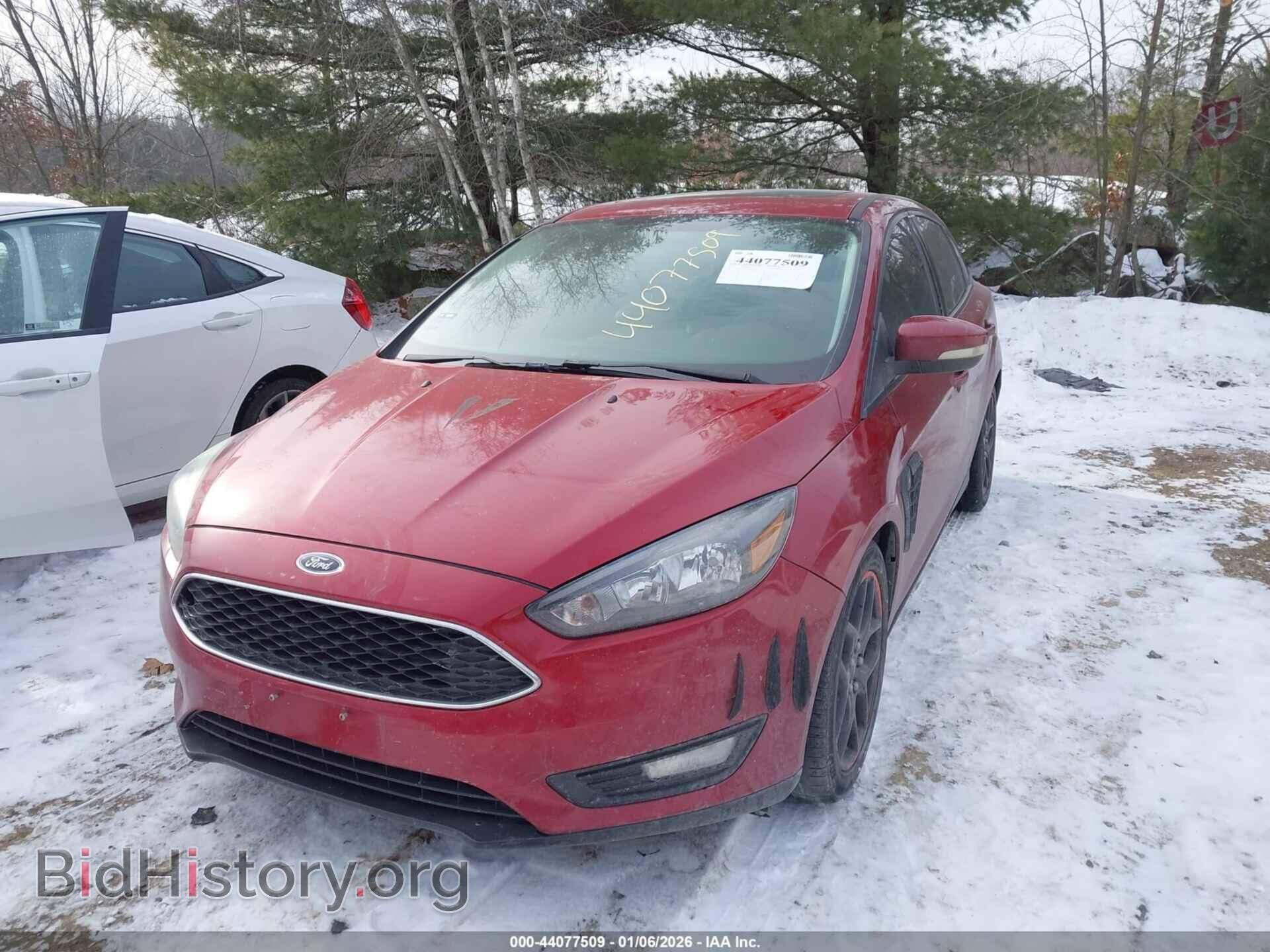 2016 FORD FOCUS - VIN: 1FADP3F25GL256348 - Фото 2