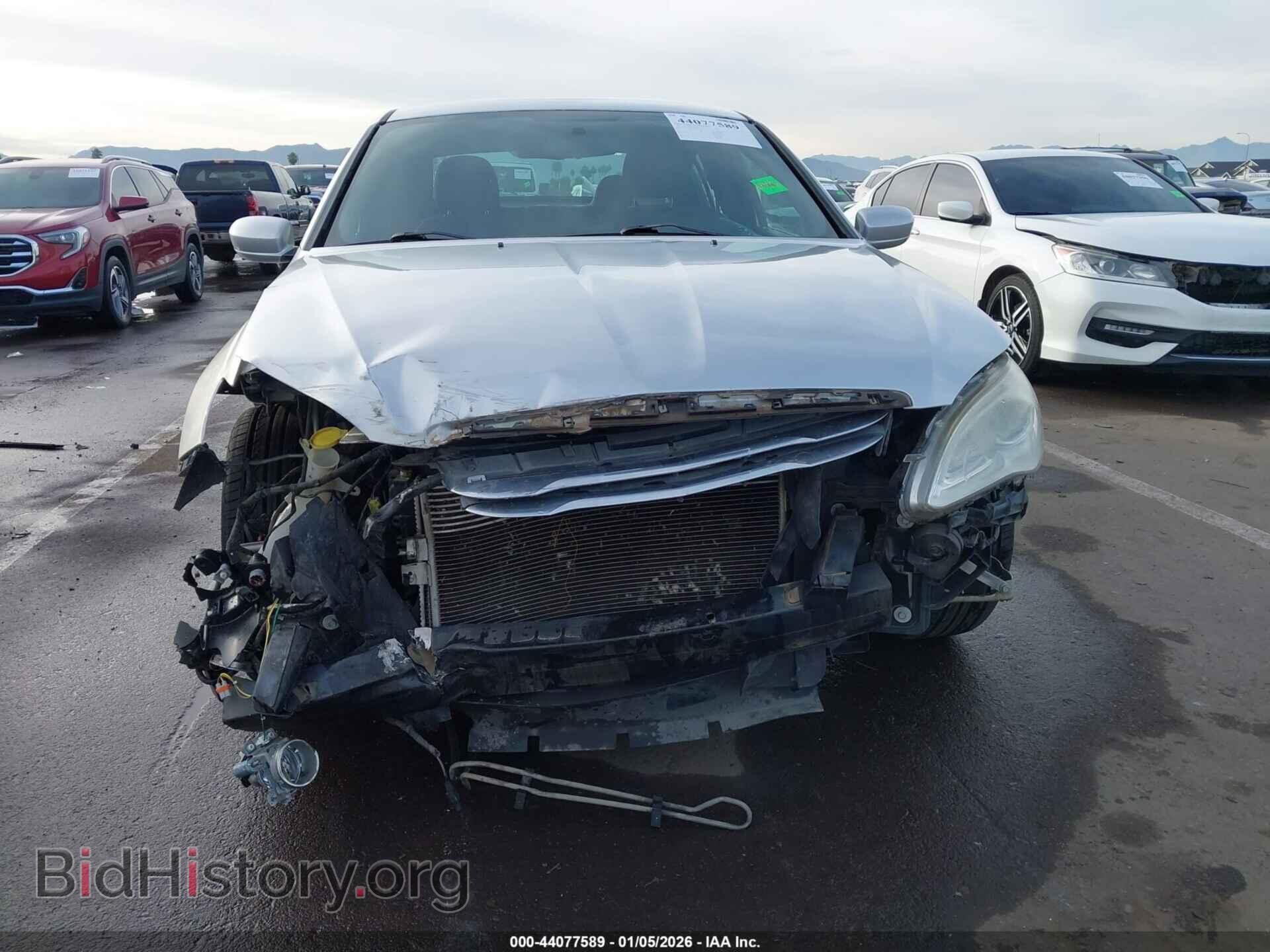 2012 CHRYSLER 200 - VIN: 1C3CCBAB1CN203037 - Фото 6