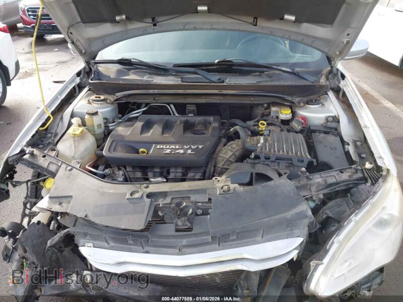2012 Chrysler 200 (VIN 1C3CCBAB1CN203037) — фото 10 из 17