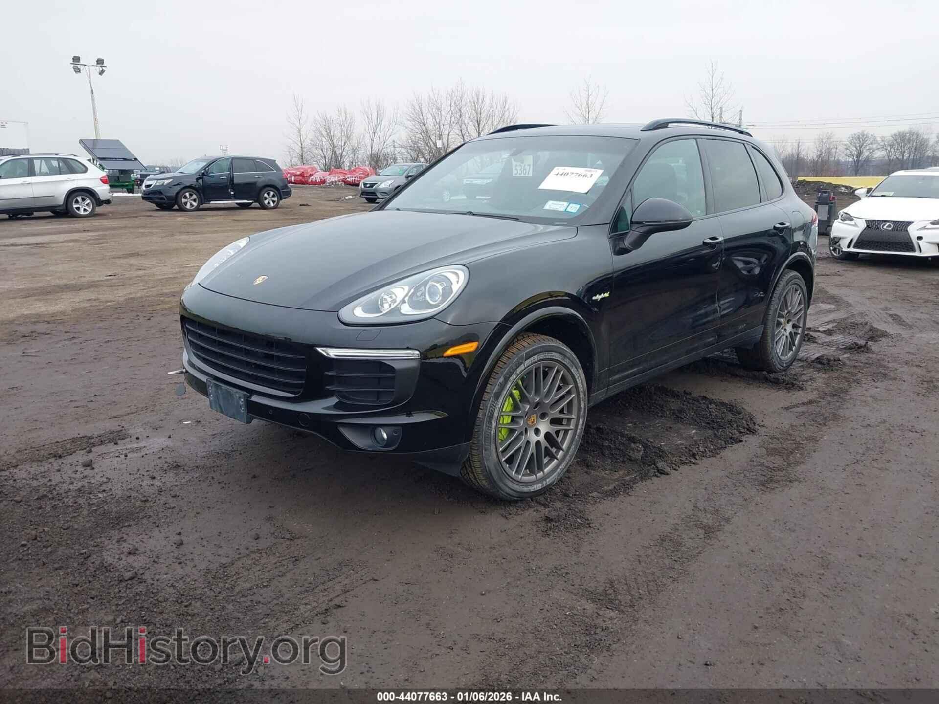 2018 PORSCHE CAYENNE E-HYBRID - VIN: WP1AE2A29JLA70340 - Фото 2