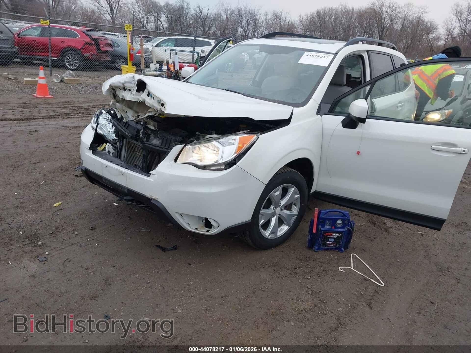 2016 SUBARU FORESTER - VIN: JF2SJADC3GH495145 - Фото 2