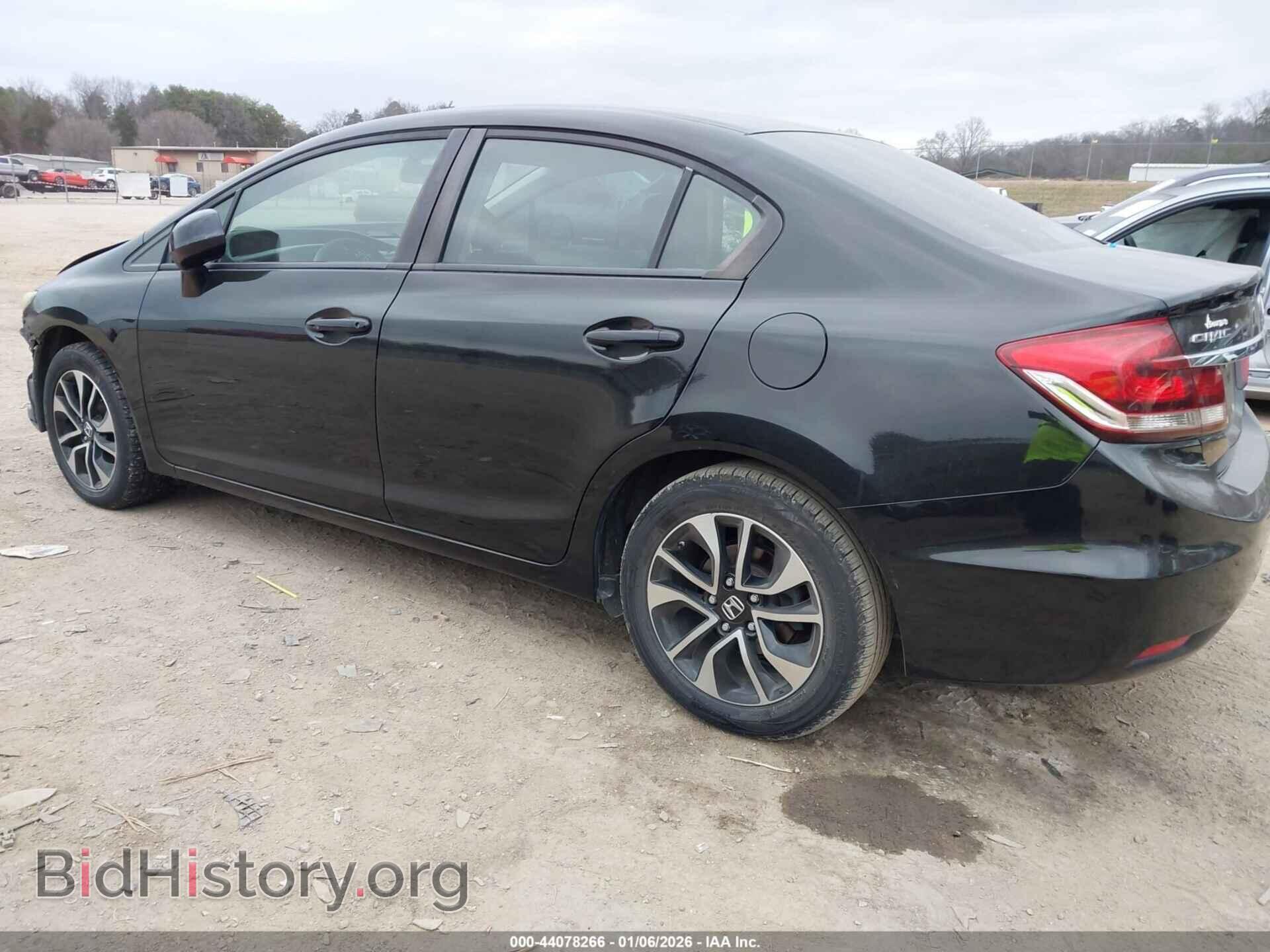 2013 HONDA CIVIC - VIN: 19XFB2F88DE224725 - Фото 3