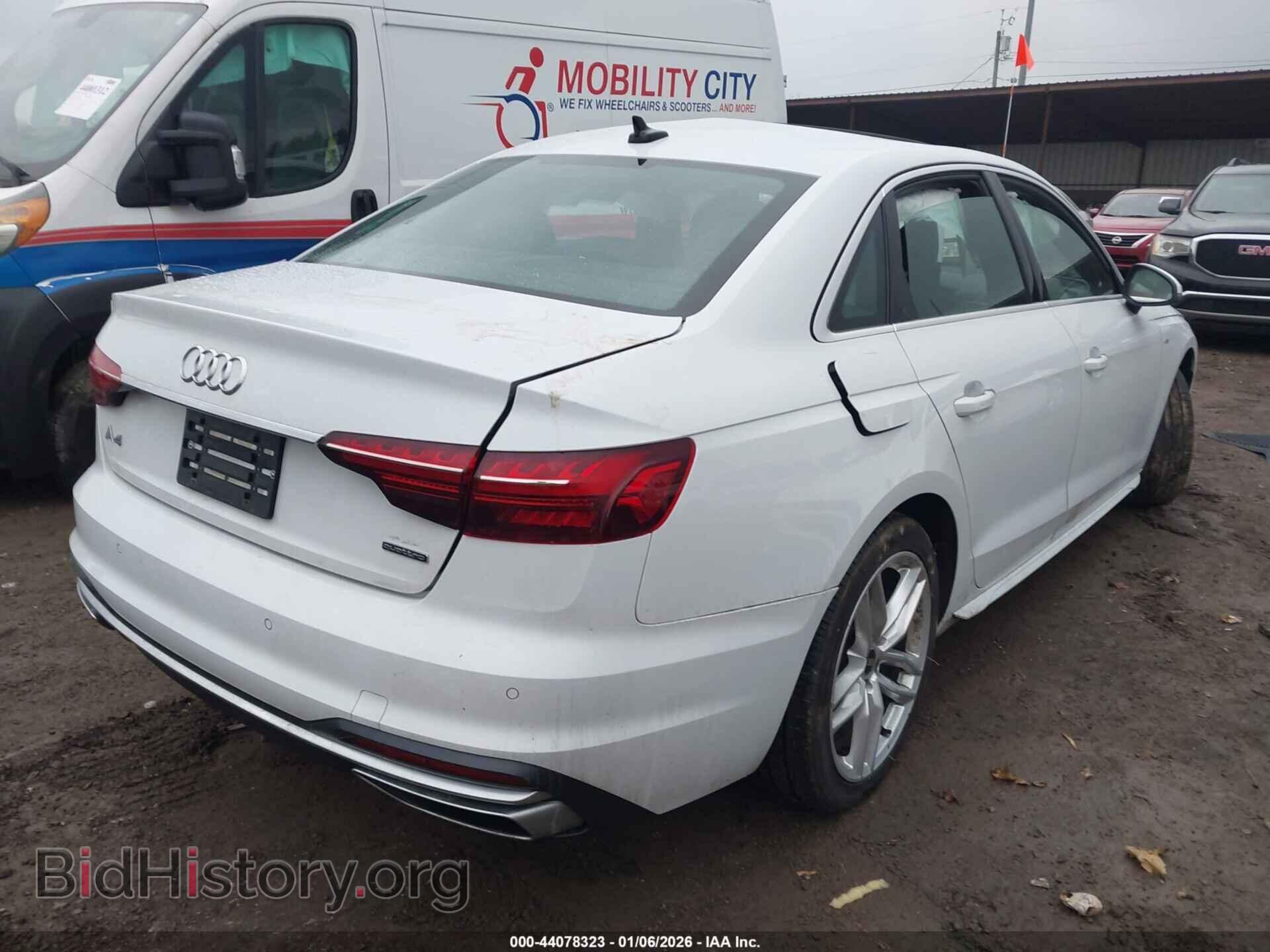 2021 AUDI A4 - VIN: WAUDAAF4XMA042560 - Фото 4