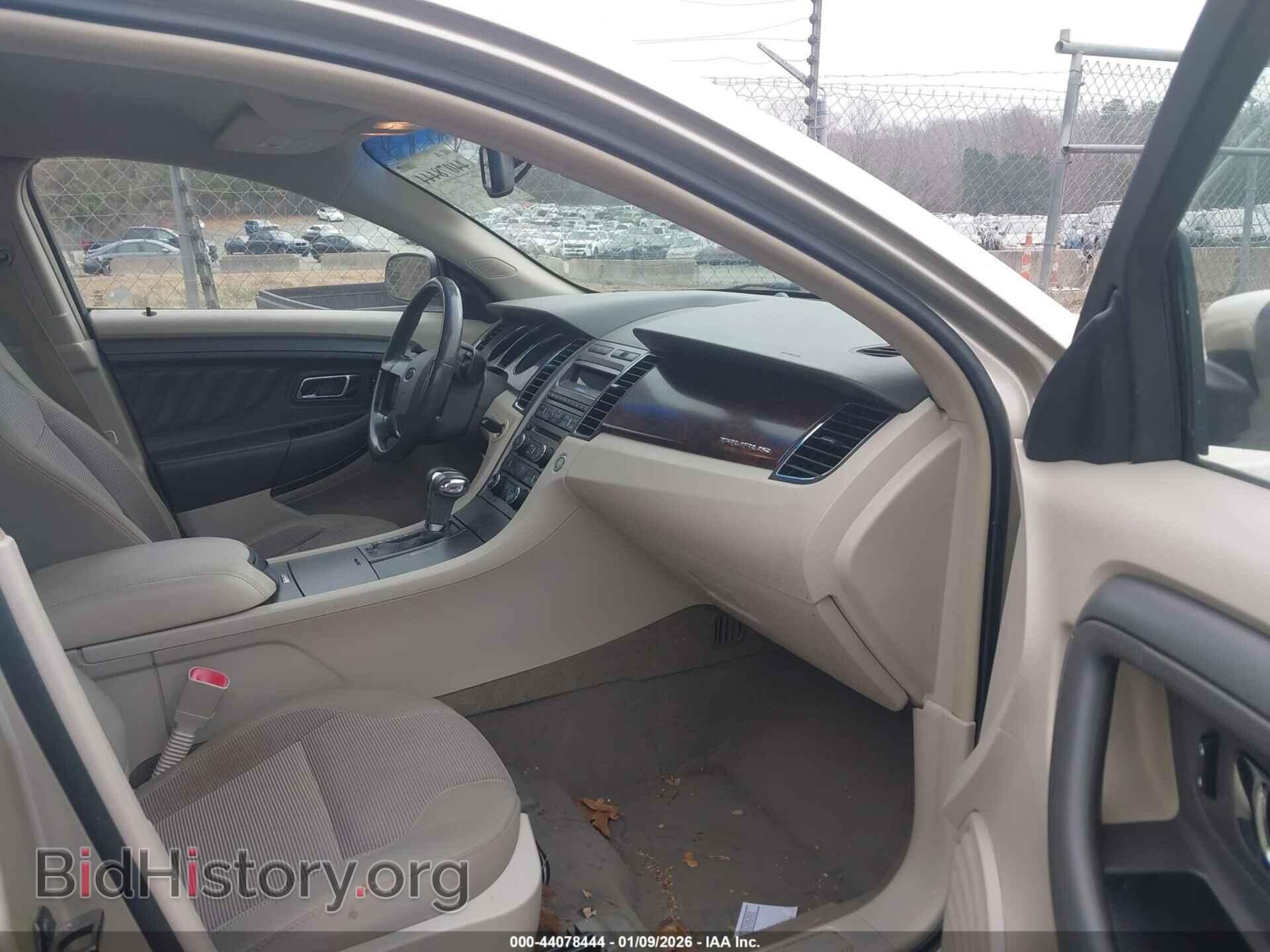 2010 FORD TAURUS - VIN: 1FAHP2EW1AG141035 - Фото 5